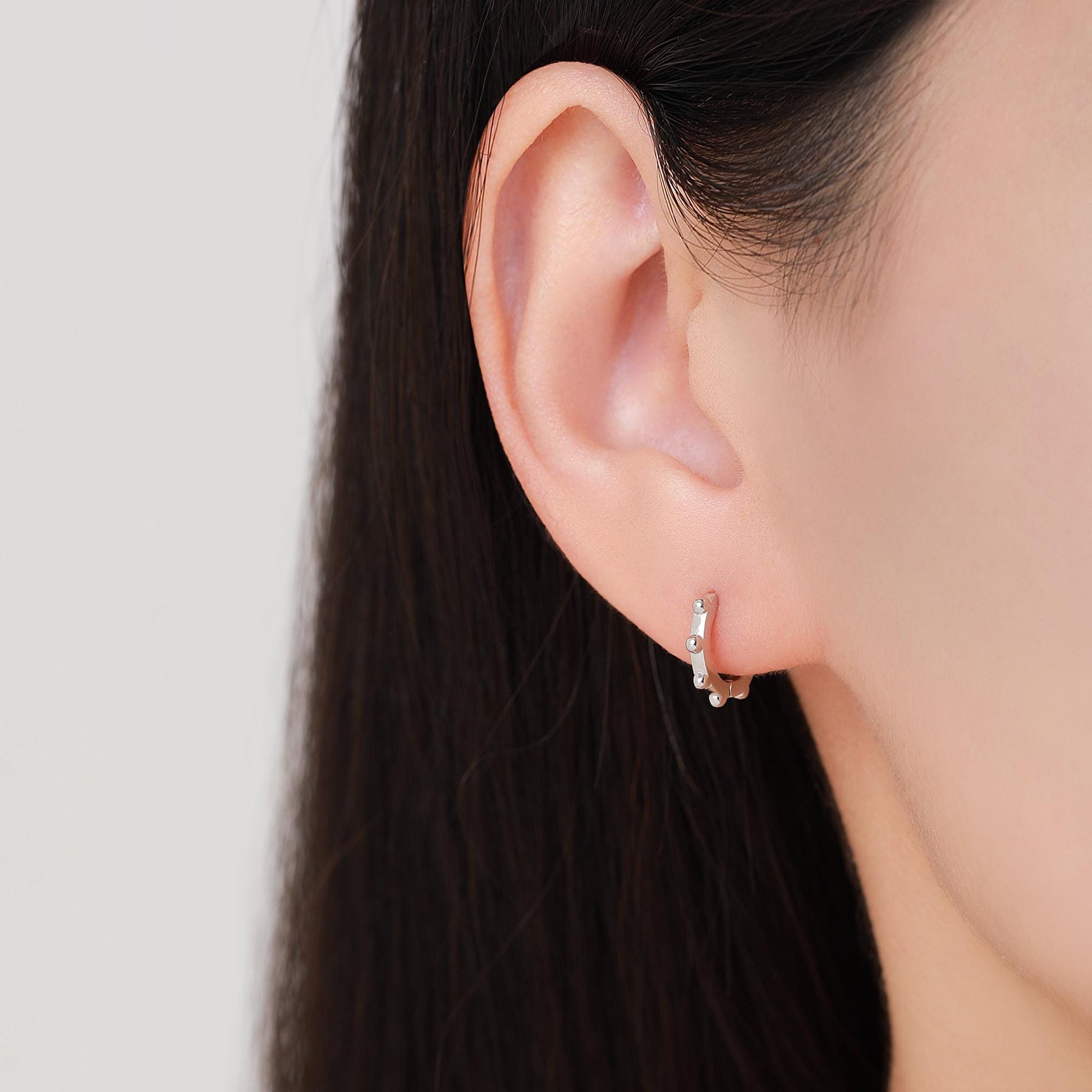 Dotted Huggie Hoop in Sterling Silver, 8mm Huggie Hoops, Geometric Beaded Hoop Earrings, Gold or Silver