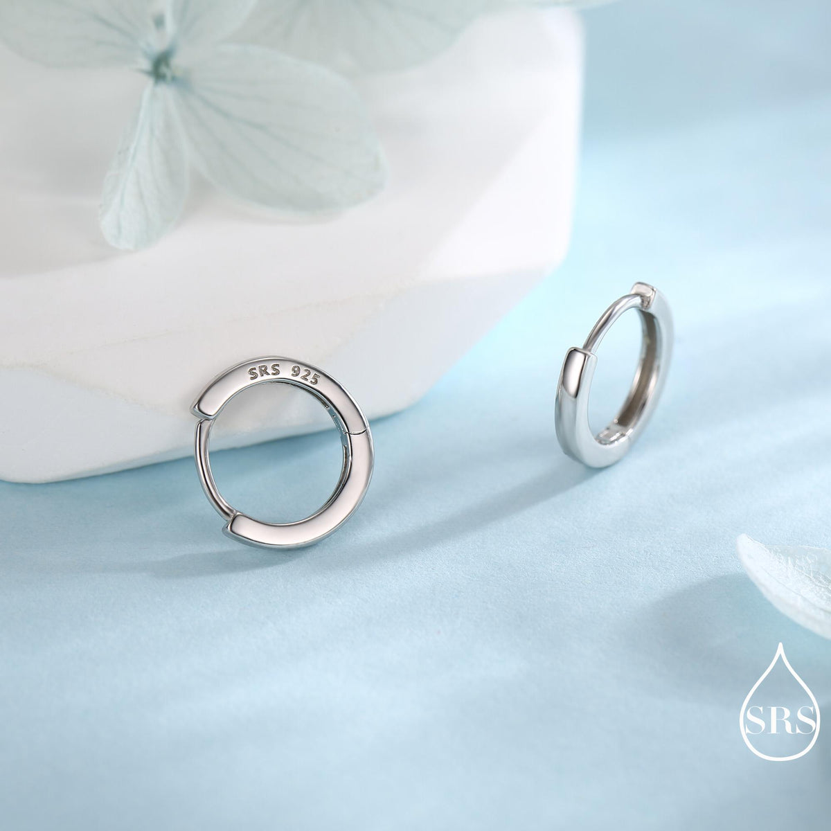Minimalist Simple Huggie Hoop Earrings in Sterling Silver, Silver or Gold or Rose Gold Finish, Straight Edge Hoop Earrings