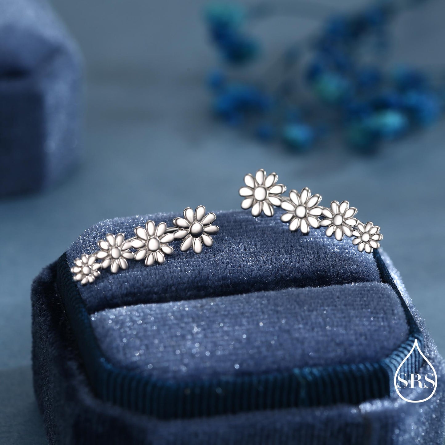 Daisy Flower Crawler Earrings in Sterling Silver, Daisy Chain, Flower Earrings, Ear Climbers, Daisy Earrings