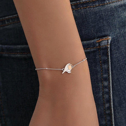 Robin Bird Bracelet in Sterling Silver. Robin Bracelet with a Satellite Chain, Nature Inspired Bird Jewellery, Minimalist, Simple and Tiny