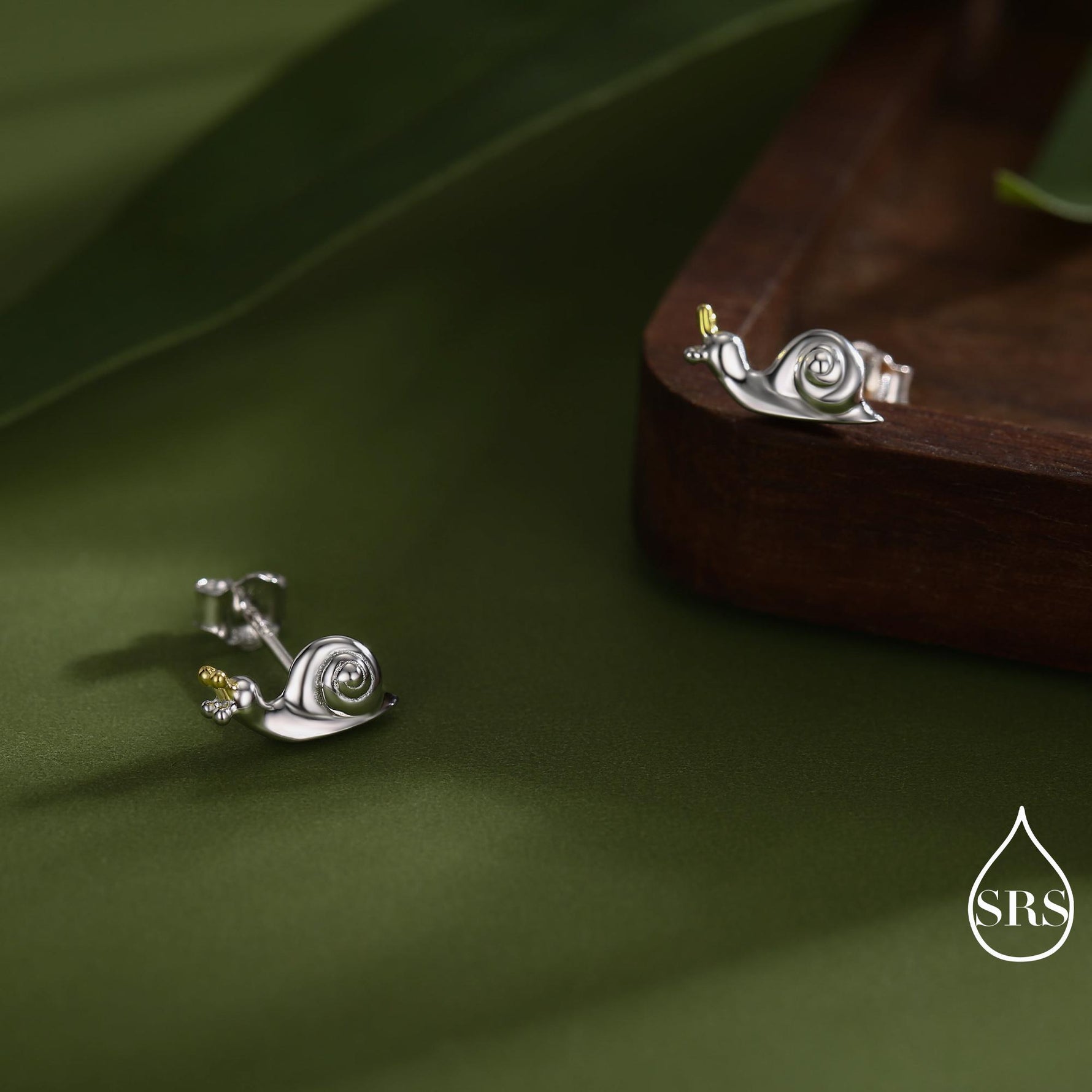 Snail Stud Earrings in Sterling Silver, Cute Snail Earrings, Silver Animal Earrings, Nature Inspired Jewellery