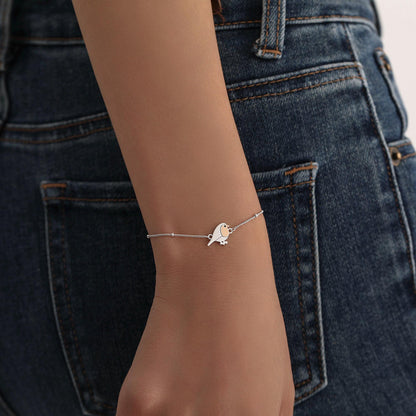 Robin Bird Bracelet in Sterling Silver. Robin Bracelet with a Satellite Chain, Nature Inspired Bird Jewellery, Minimalist, Simple and Tiny
