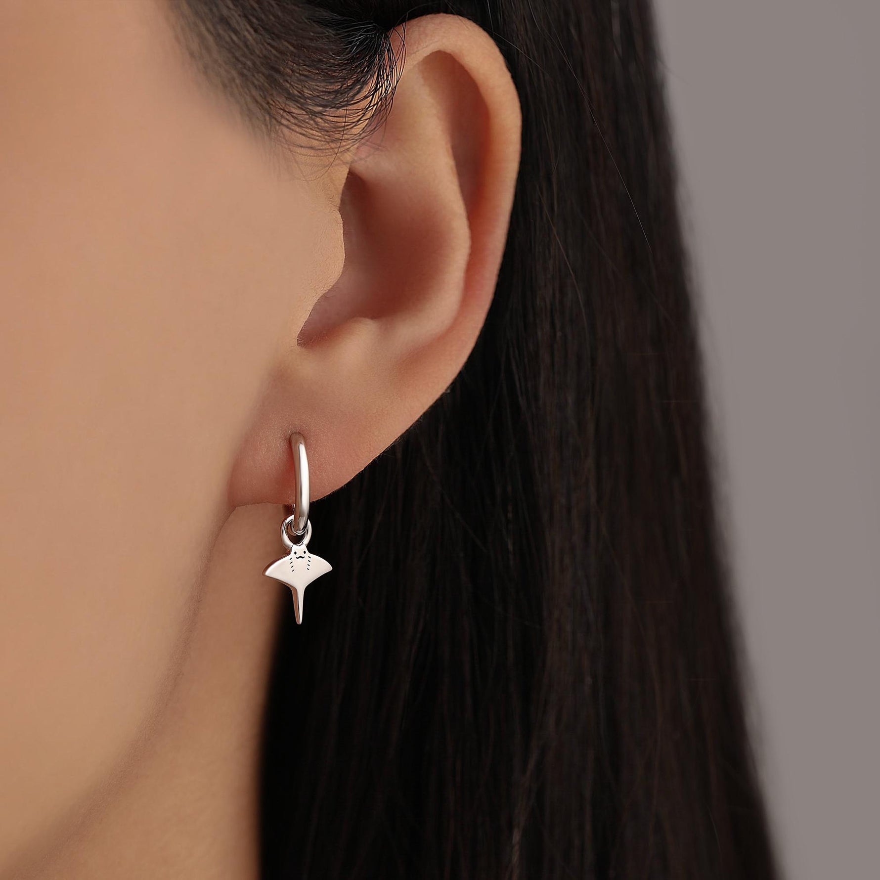 Kawaii Manta Ray Huggie Hoop Earrings in Sterling Silver, Gold or Rose Gold Finish, Detachable Charms