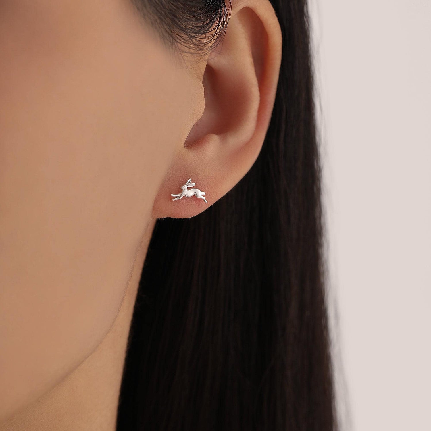 Sterling Silver Running Hare 16G Flat Back Labret Earrings