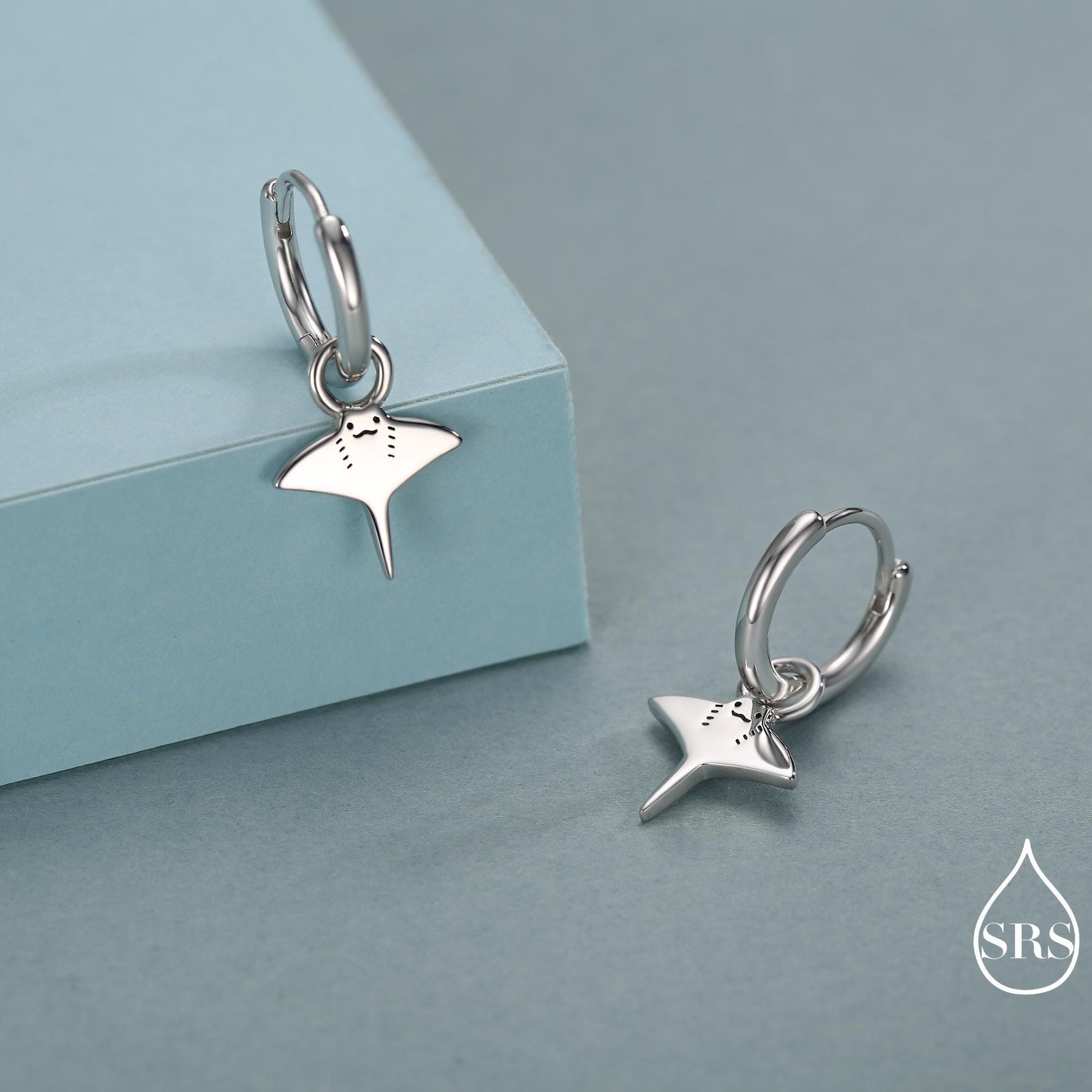 Kawaii Manta Ray Huggie Hoop Earrings in Sterling Silver, Gold or Rose Gold Finish, Detachable Charms