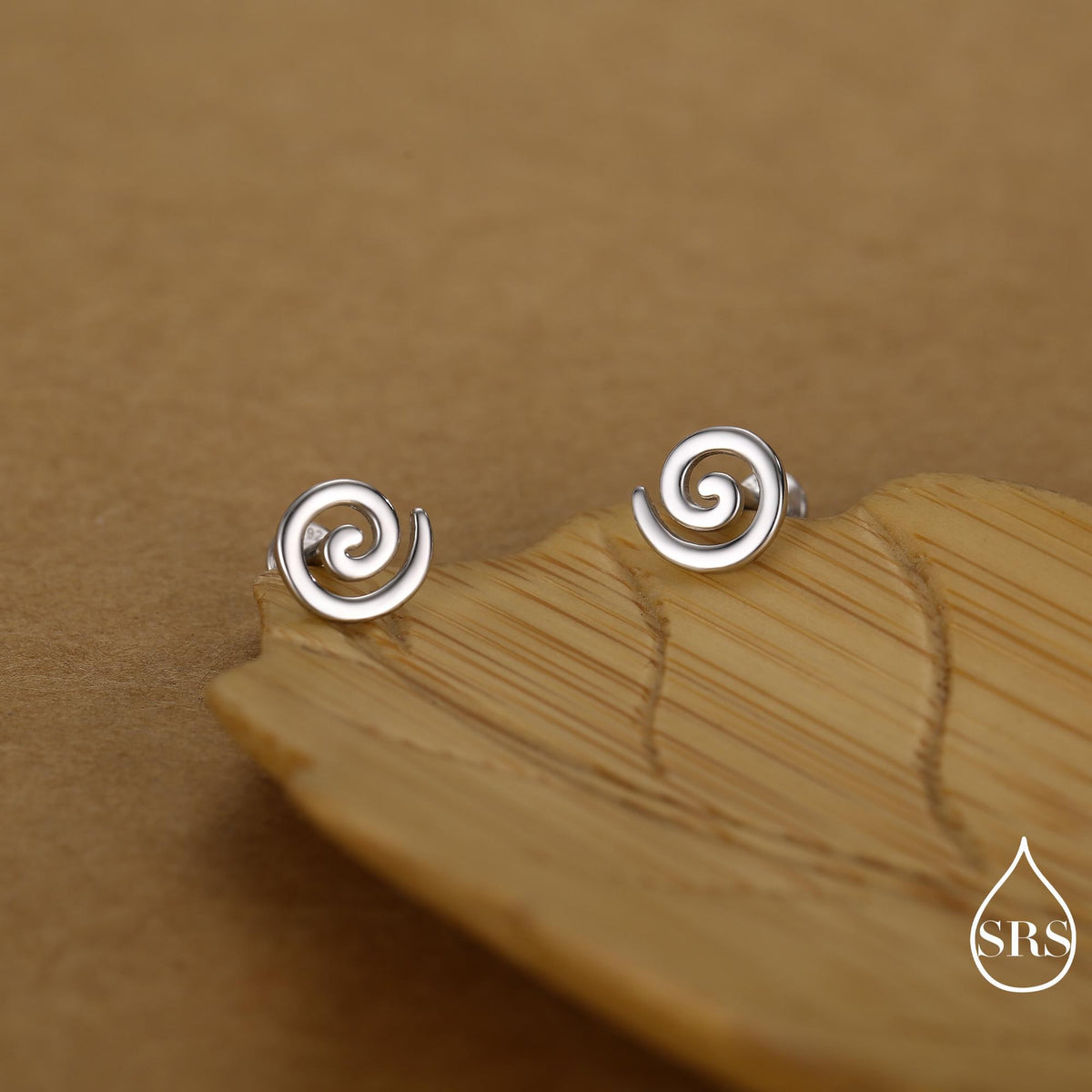Koru Circle Spiral Internally Threaded Flat Back / Screw Back / Stud Earrings in Sterling Silver - Infinity Swirl Māori Art Stud Earrings