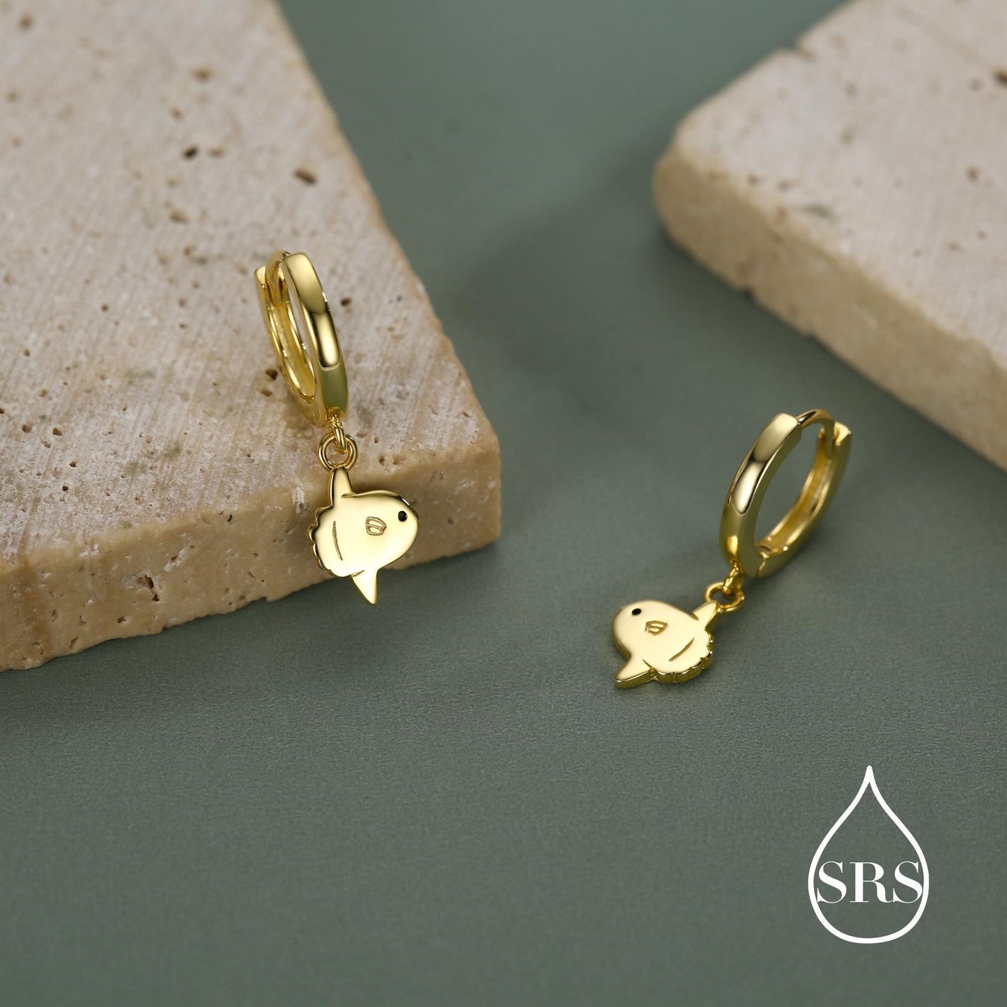 Ocean Sunfish Fish Huggie Hoop Earrings in Sterling Silver, Sun Fish Earrings, Mola Mola Earrings, Nature Inspired Animal Earrings