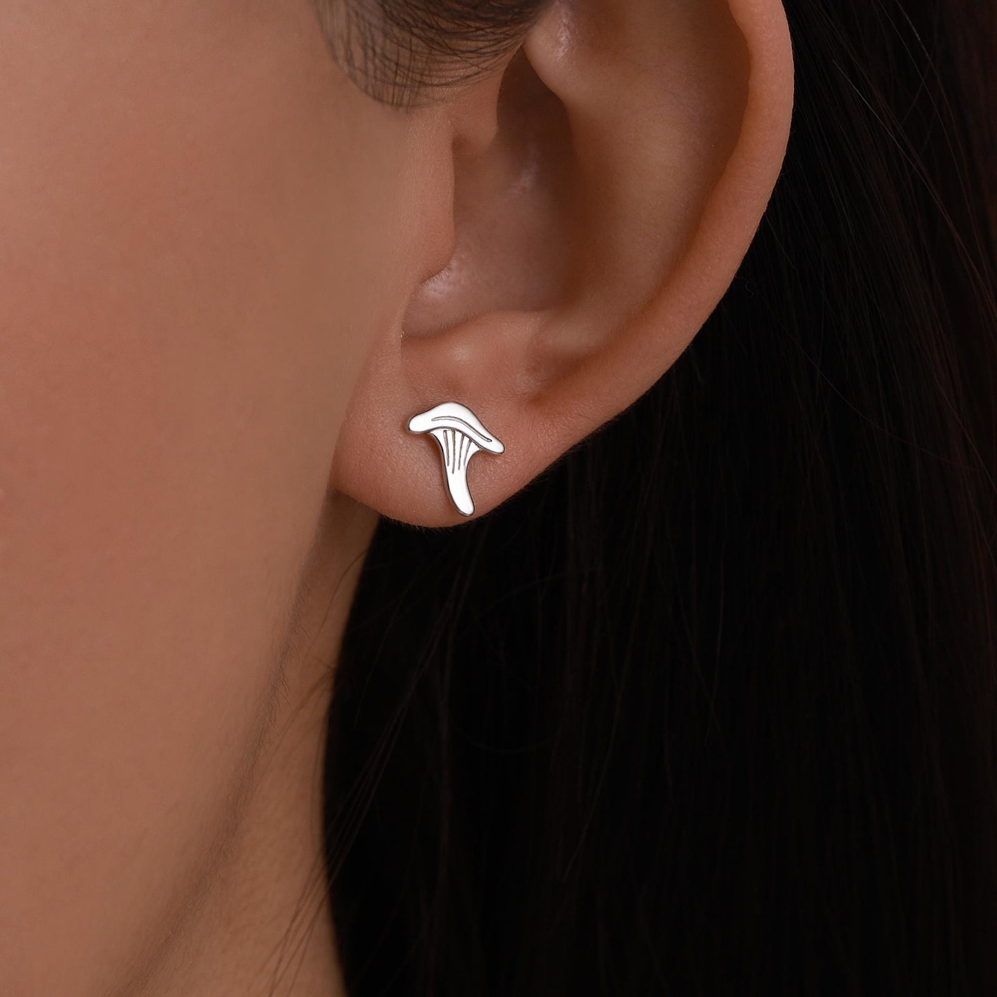 Sterling Silver Mismatched Chanterelle Mushroom 16G Flat Back Labret Earrings