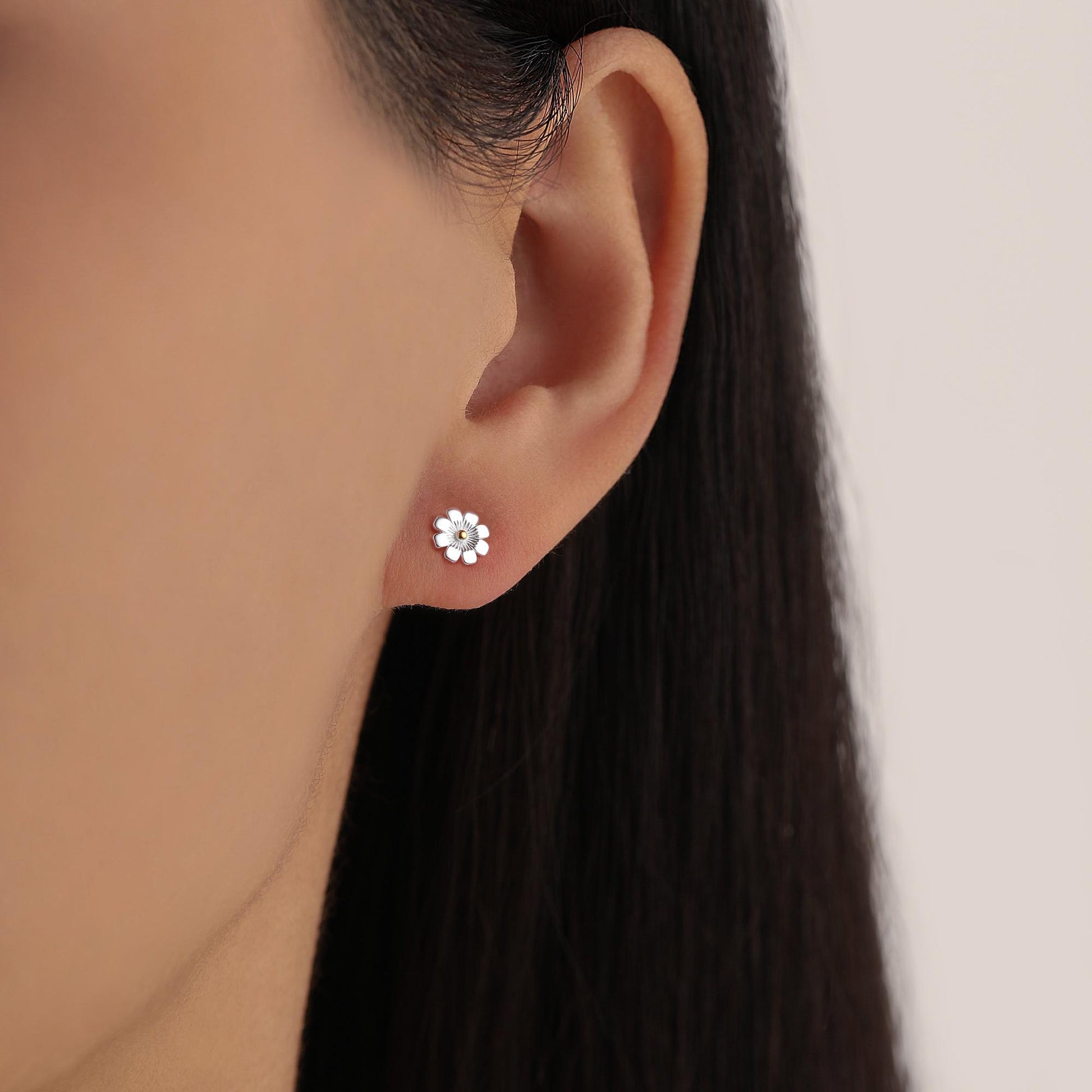 Cosmos Flower Stud Earrings in Sterling Silver, Silver or Gold, Nature Inspired Flower Earrings, October Birth Flower, Botanical