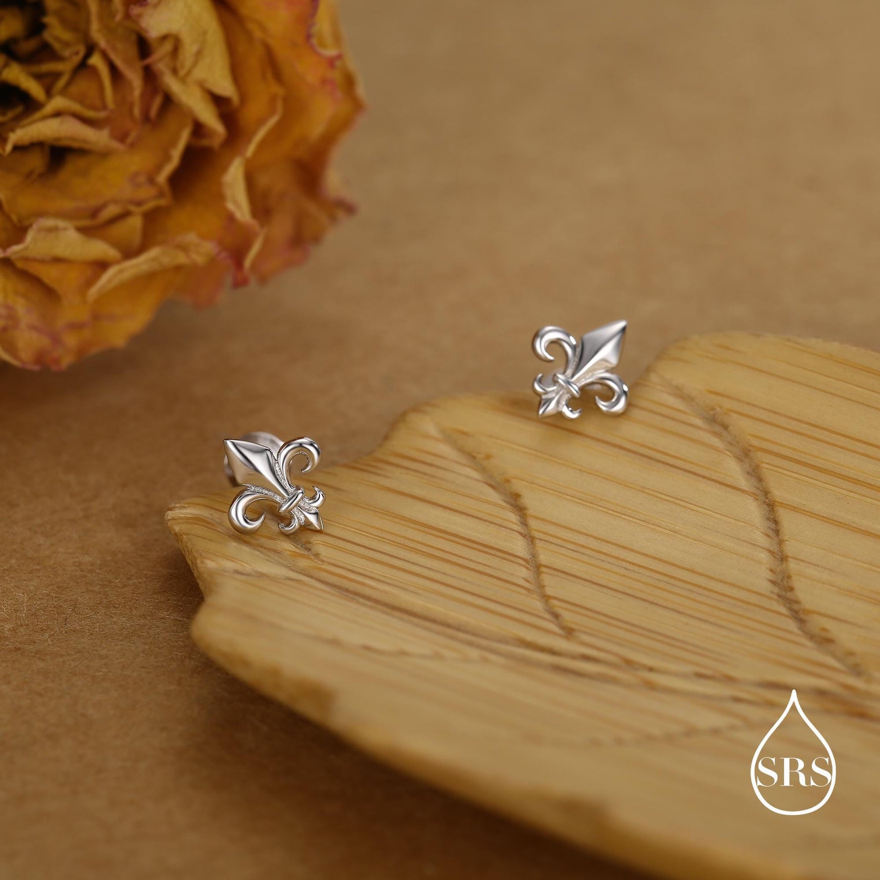 Sterling Silver Fleur de Lis 16G Threaded Flat Back Earrings