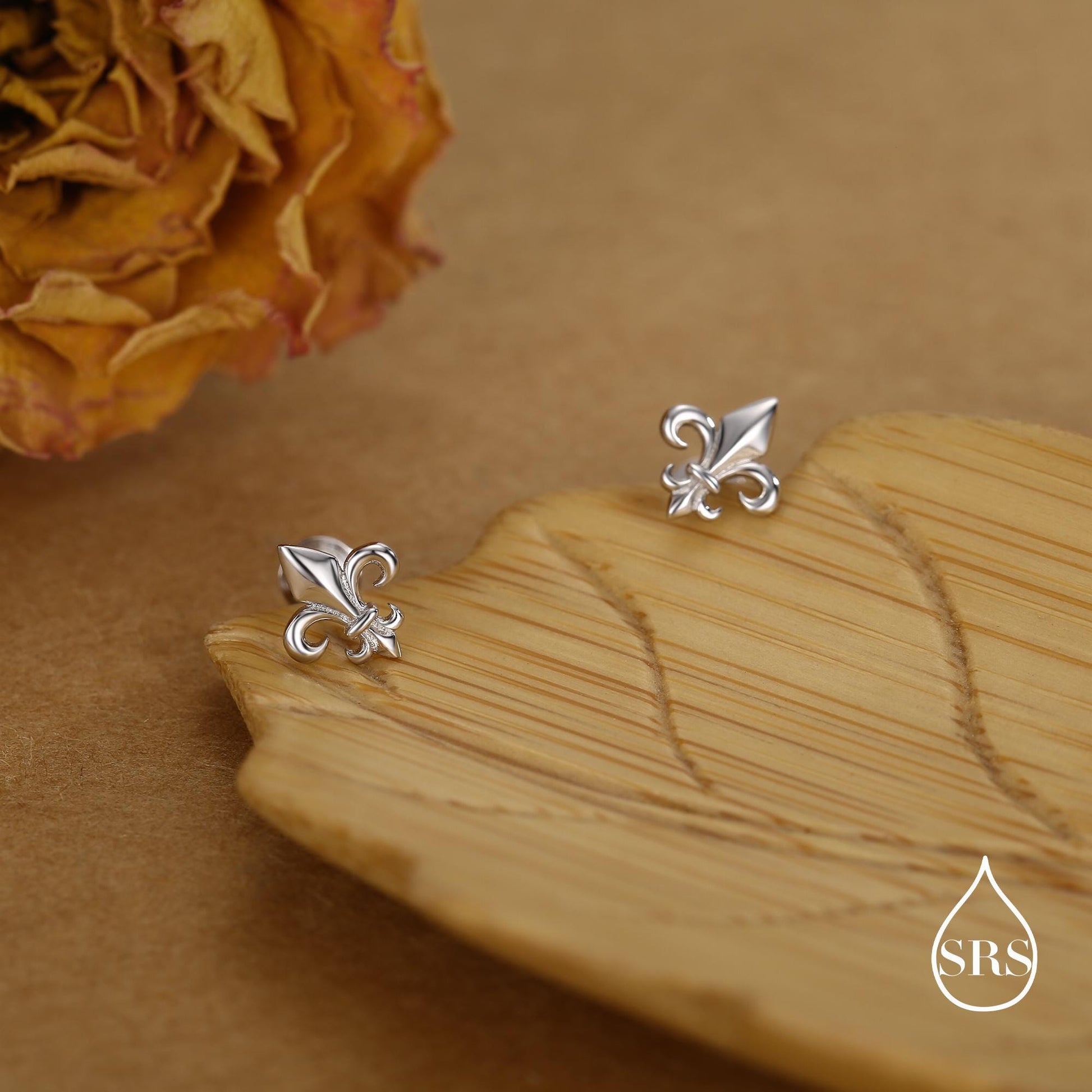 Sterling Silver Fleur de Lis 16G Threaded Flat Back Earrings