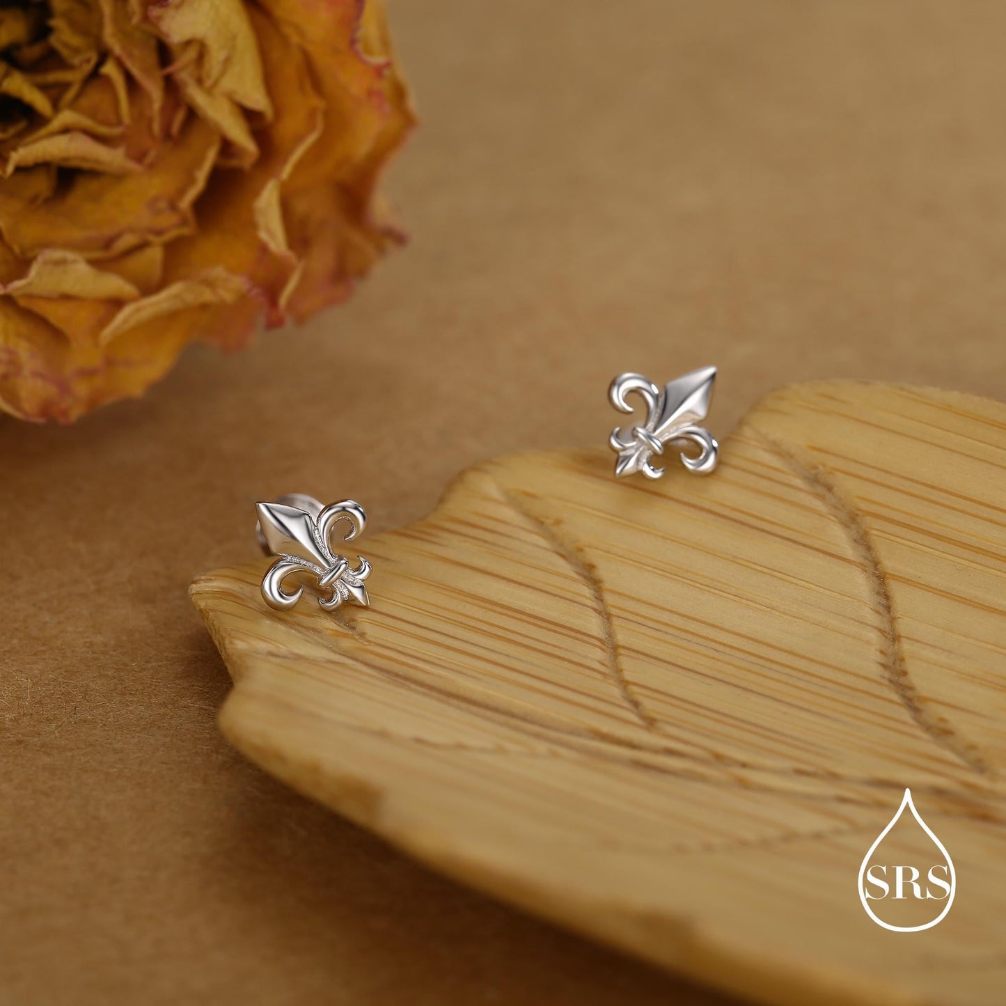 Sterling Silver Fleur de Lis 16G Threaded Flat Back Earrings