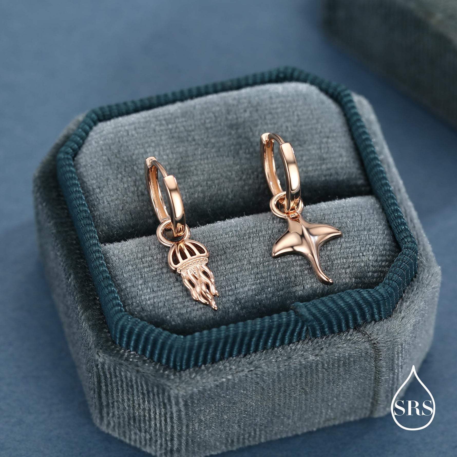 Mismatched Manta Ray Fish and Jellyfish Huggie Hoop Earrings, Asymmetric Stingray and Jellyfish Dangle Hoop Earrings, Fish Dangle Earrings