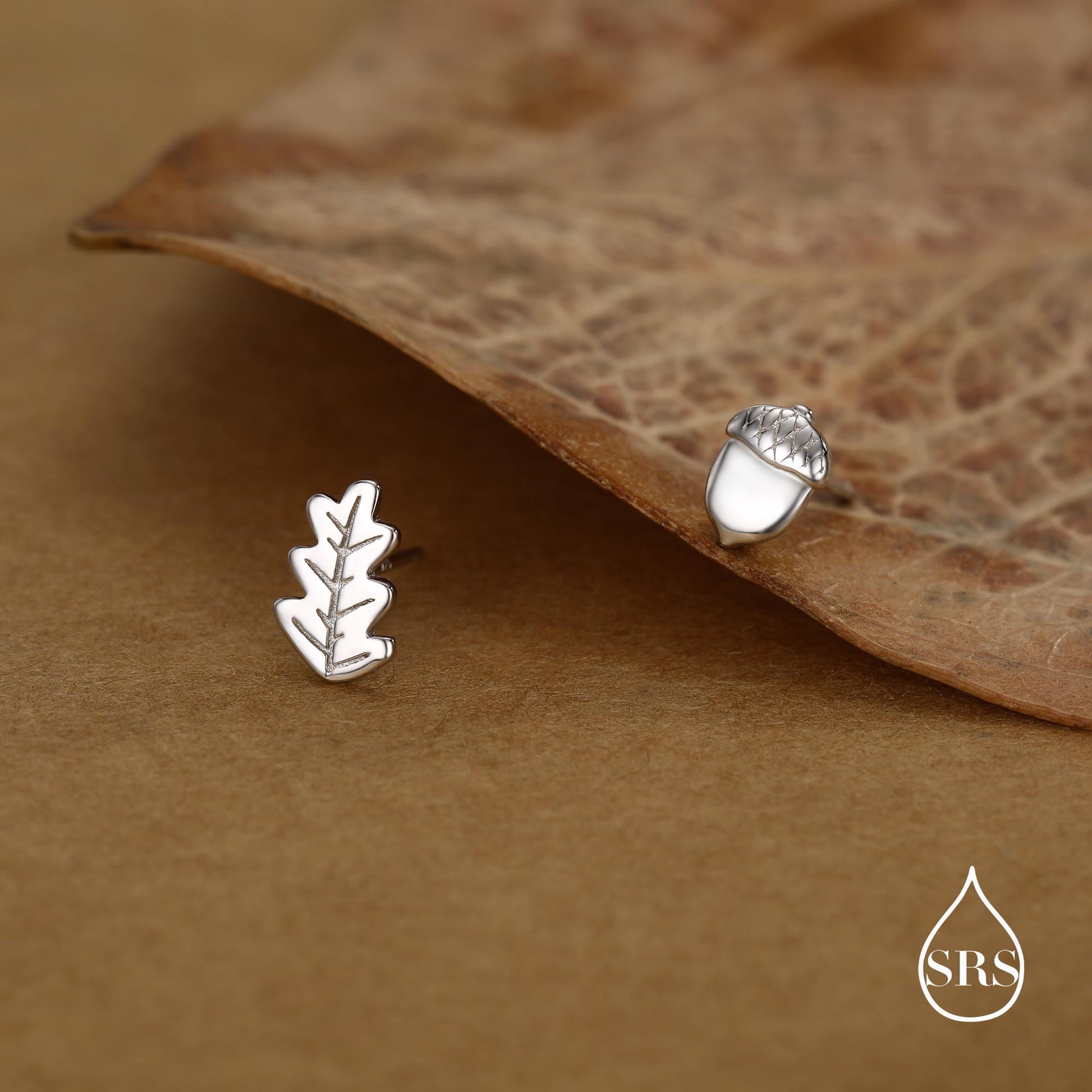 Mismatched Oak Leaf and Acorn Stud Earrings in Sterling Silver, in Silver or Gold, Nature Inspired Earrings, Asymmetric Leaf Earrings