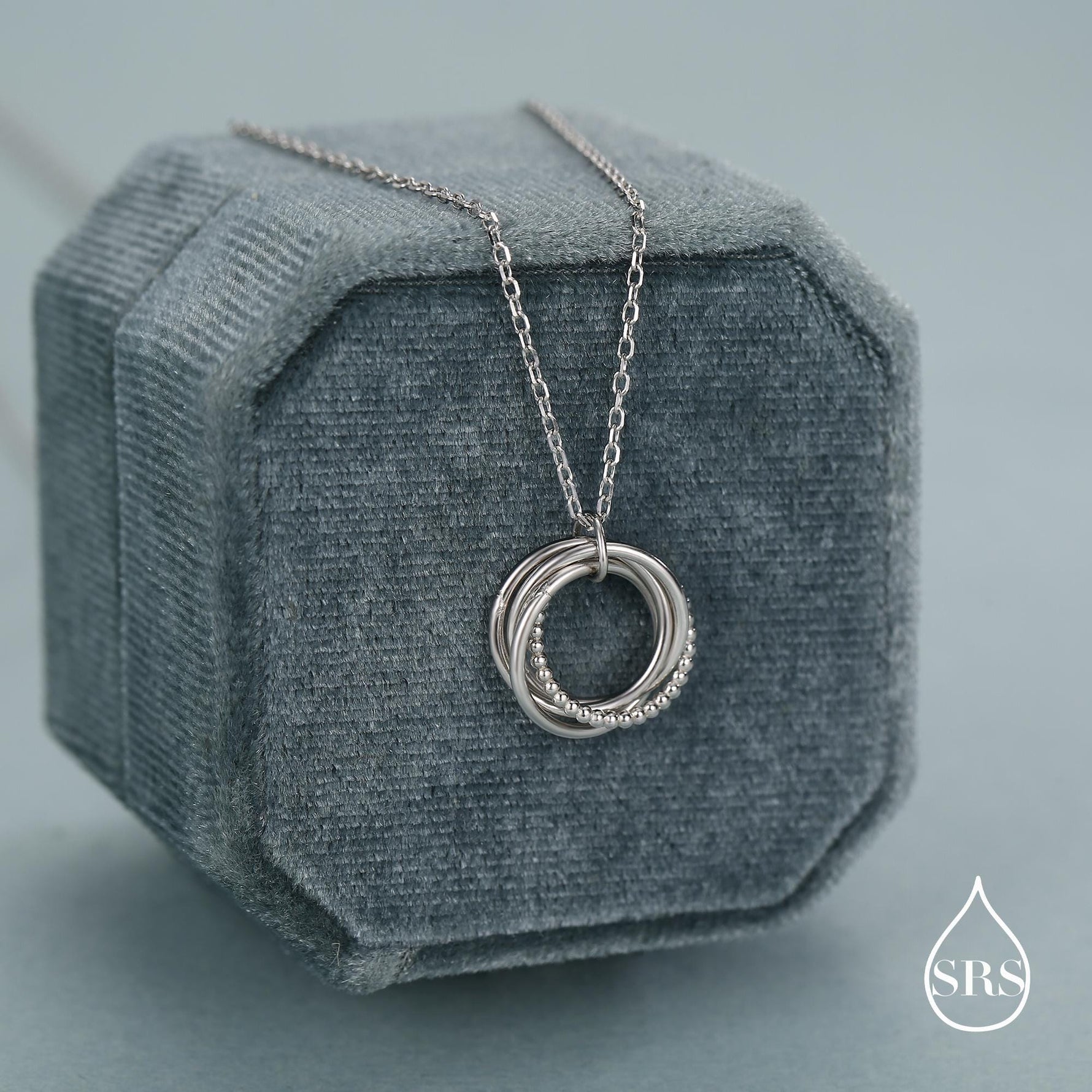 Sterling Silver Four Interlocking Circles Pendant Necklace with Dotted Details, Four Entwined Rings for 40s, 40th Infinity Necklace