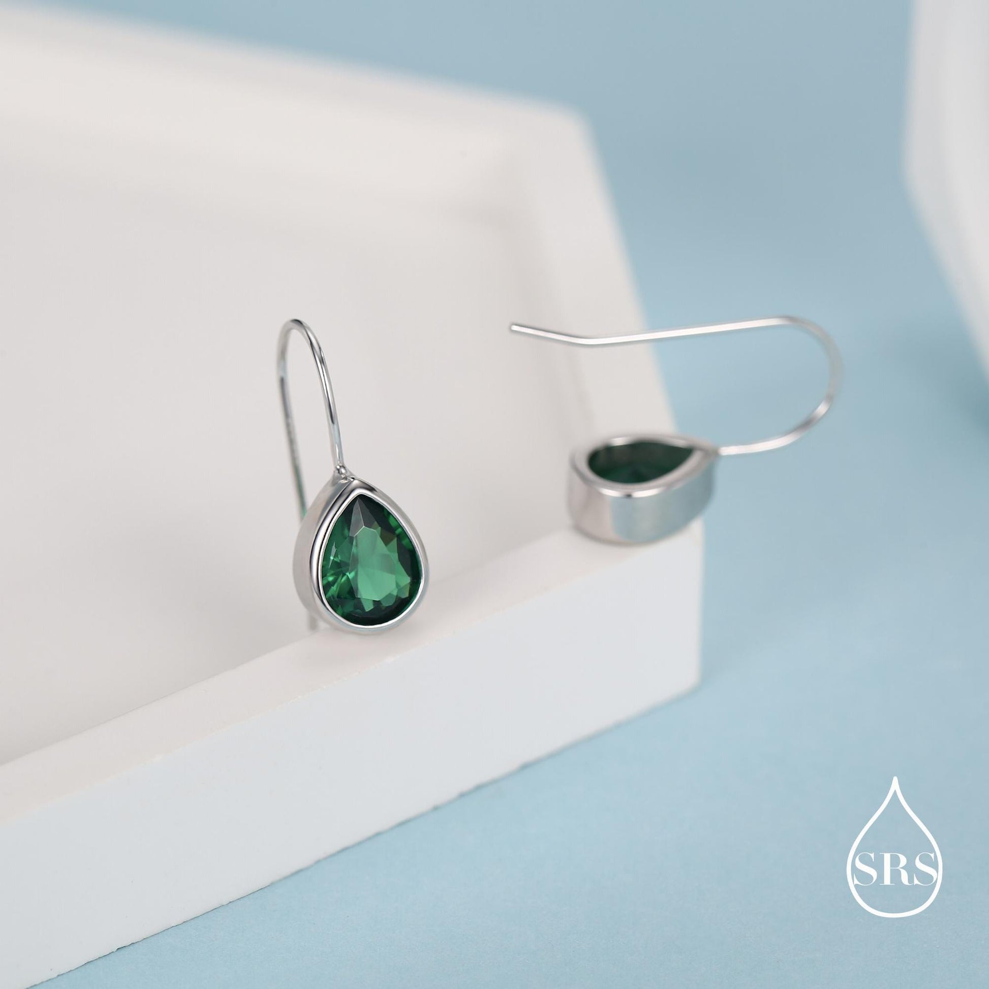 Sterling Silver Emerald Green Droplet Drop Earrings in Sterling Silver, Silver or Gold, Chunky Pear Shape Hook Earrings