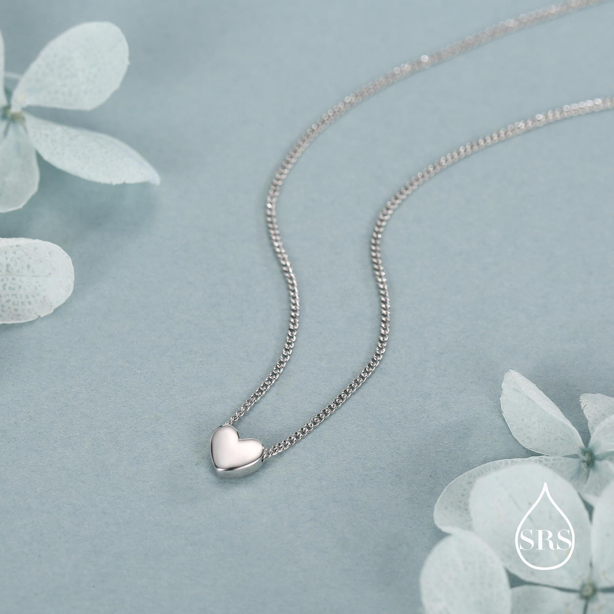 Minimalist Tiny Heart Pendant Necklace in Sterling Silver