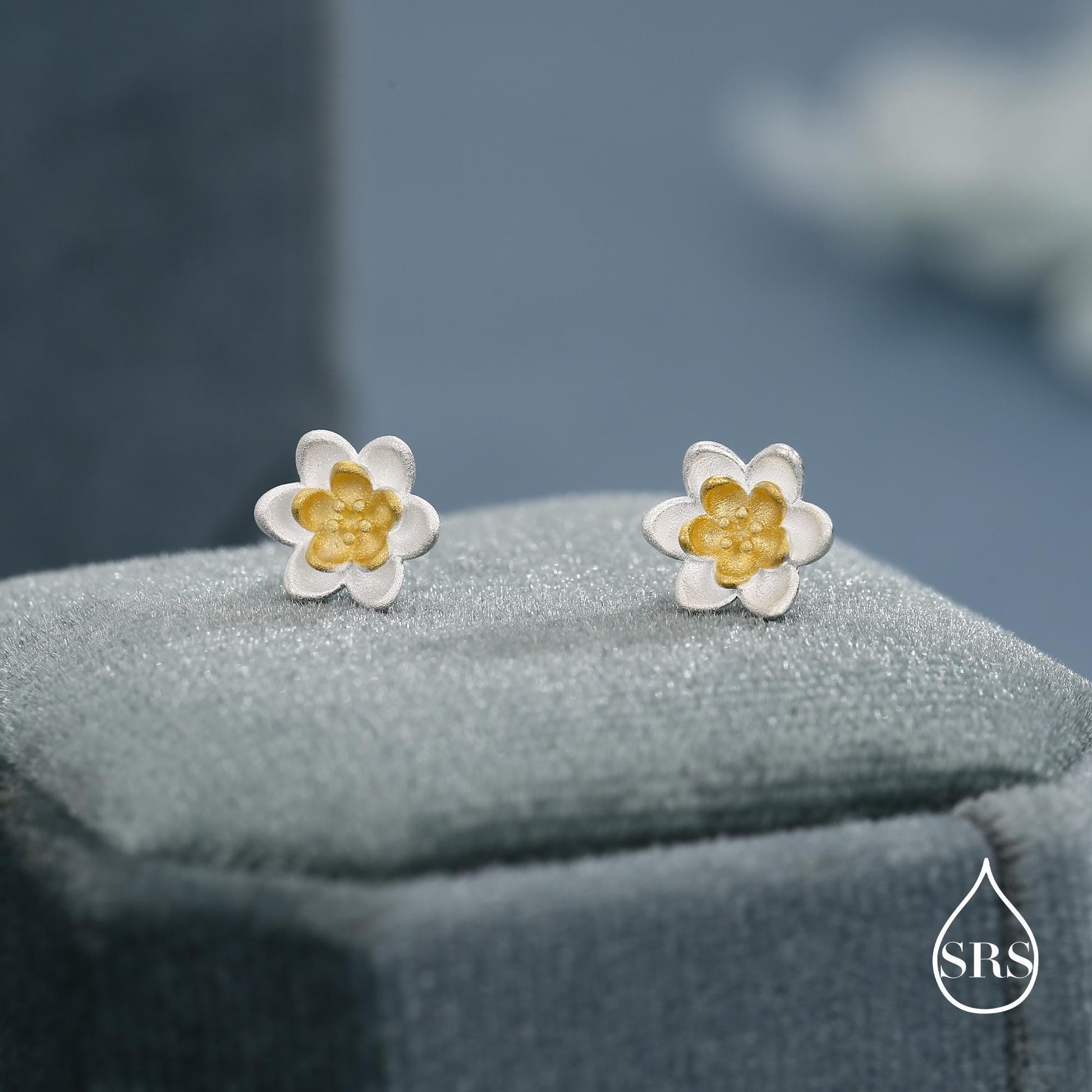 Sterling Silver Water Lily Stud Earrings with Gold-Tone Centre