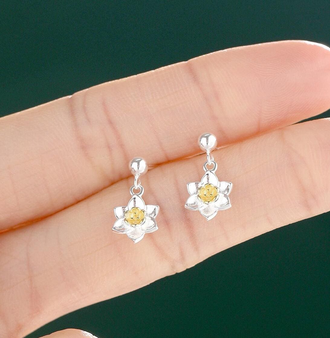 Daffodil Drop Stud Earrings in Sterling Silver, Tiny Daffodil Flower Dangle Earrings, Small Daffodil Earrings, Birth Flower for March