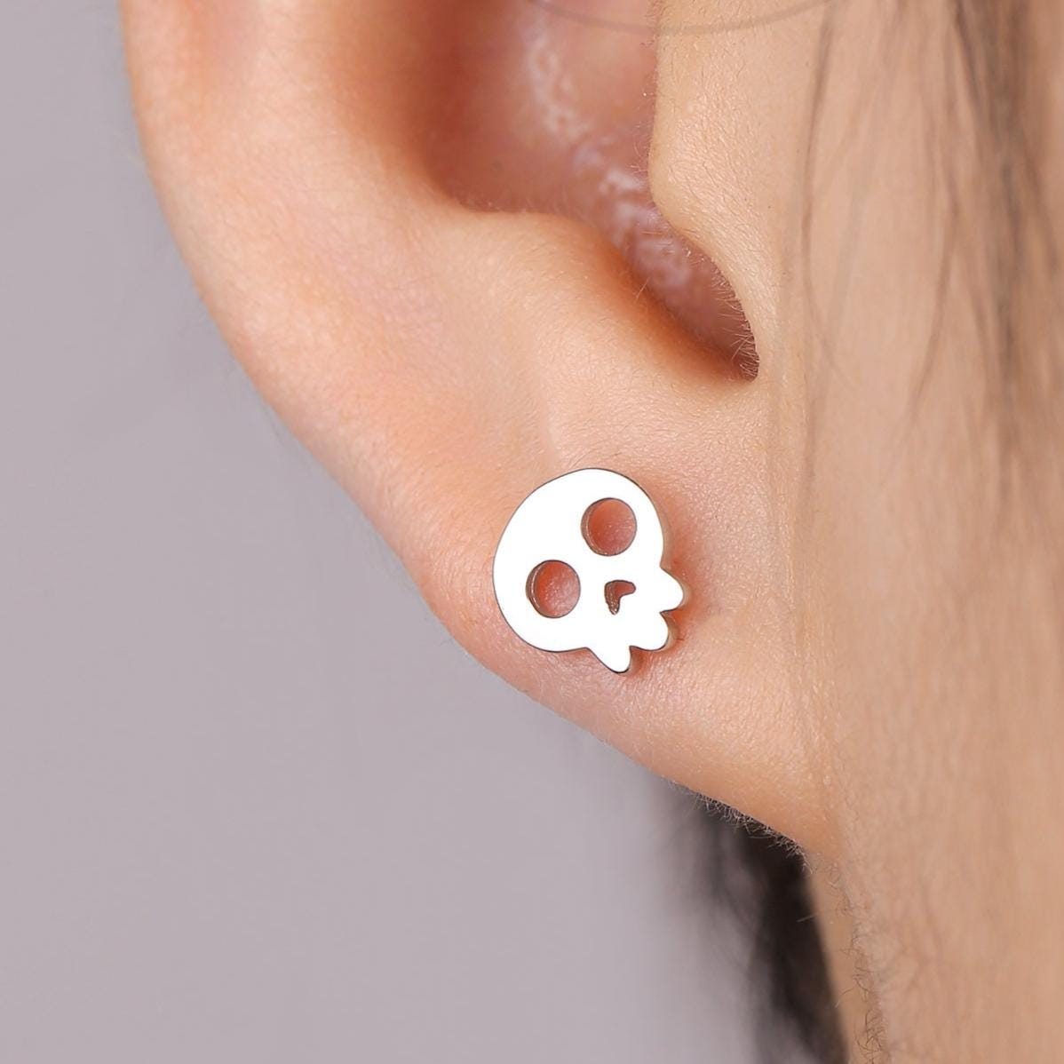 Cute Skull Stud Earrings in Sterling Silver, Silver or Gold or Rose Gold, Dainty Skeleton Skull Earrings, Silver Skull Earrings
