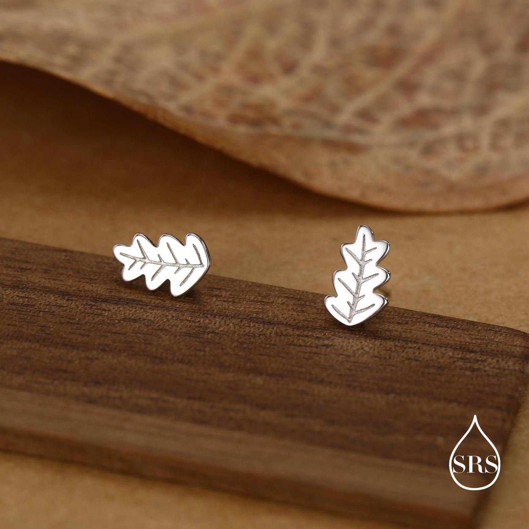 Oak Leaf Stud Earrings in Sterling Silver, Petite Acorn Leaf Earrings, Small Leaf Stud, Nature Inspired