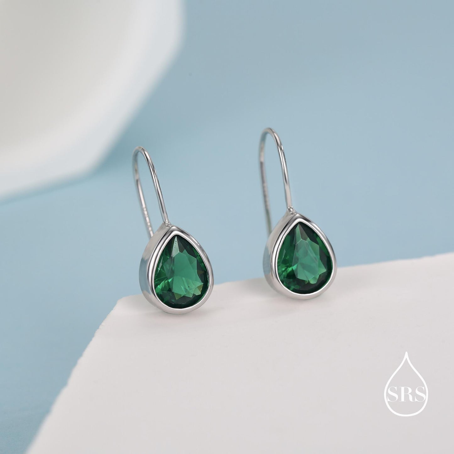 Sterling Silver Emerald Green Droplet Drop Earrings in Sterling Silver, Silver or Gold, Chunky Pear Shape Hook Earrings