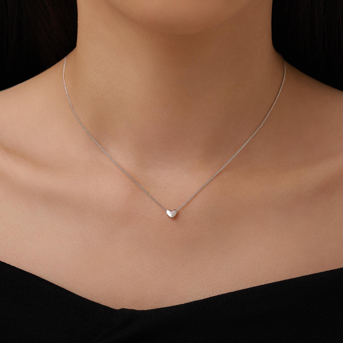 Minimalist Tiny Heart Pendant Necklace in Sterling Silver