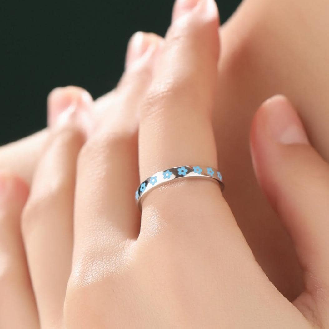 Sterling Silver Cute Forget-me-not Flower Motif Ring, Adjustable Size, Forget me not enamel flower ring, Dainty and Delicate, Flower Ring