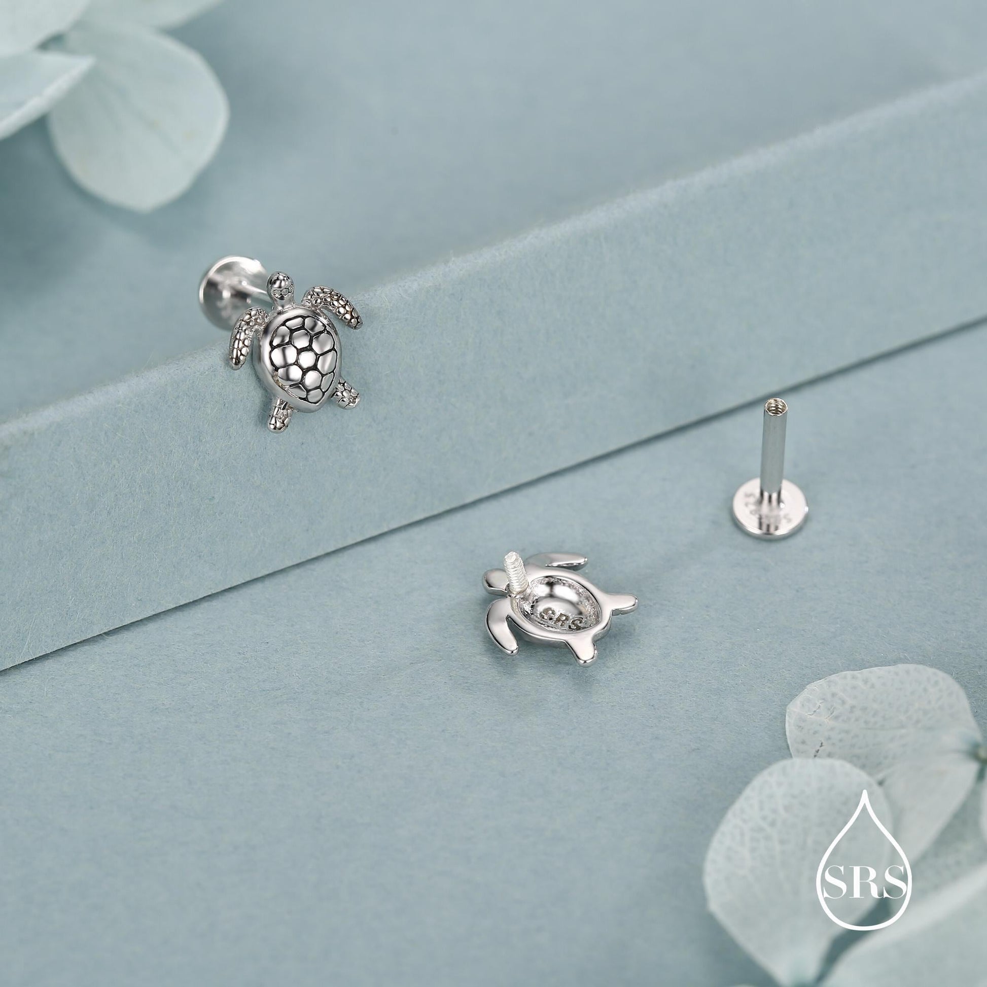 Turtle 16G Flat Back Stud Earrings in Sterling Silver