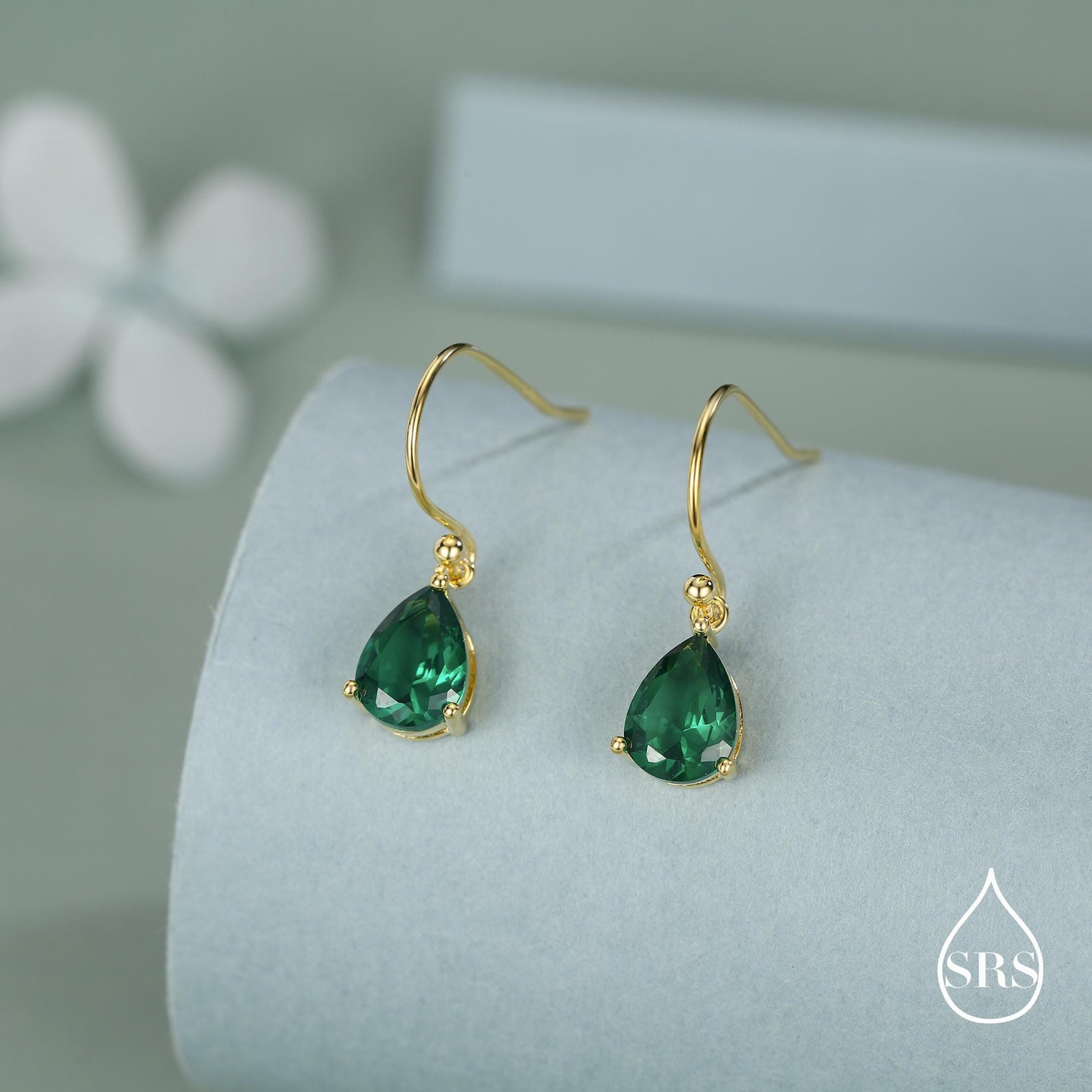 Emerald Green Pear Cut CZ Drop Earrings in Sterling Silver, Silver or Gold, Minimalist Droplet Dangle Earrings, Drop Earrings