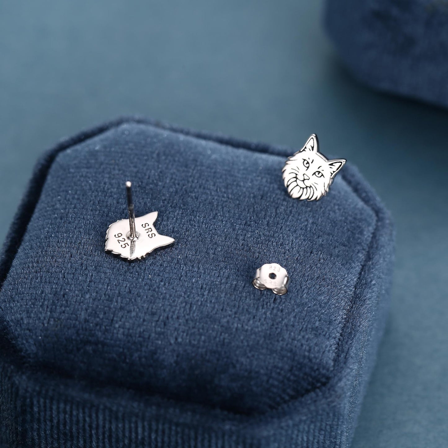 Sterling Silver Maine Coon Style Cat Face Stud Earrings