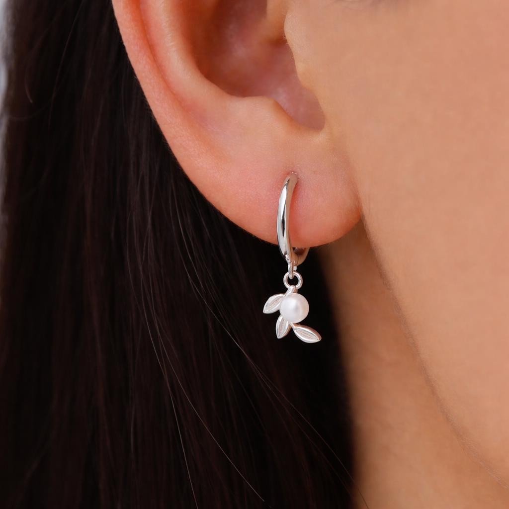 Tiny Leaf and Natural Pearl Huggie Hoop Earrings in Sterling Silver, Silver or Gold or Rose Gold, Genuine Freshwater Pearl Leaf Hoops