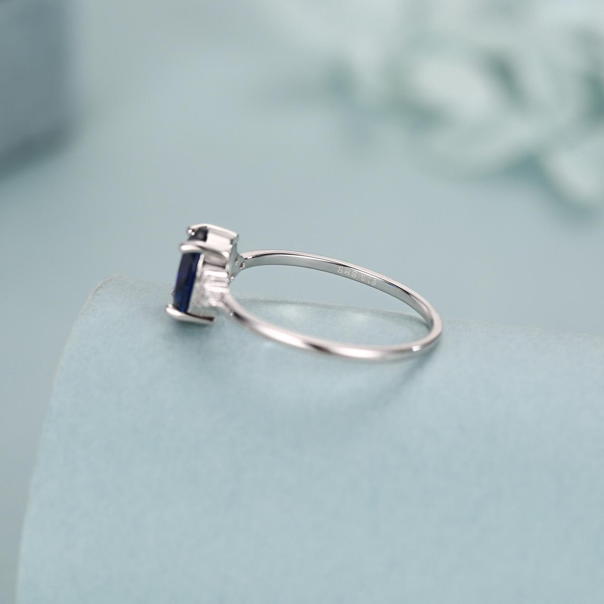 Oval Sapphire CZ Ring in Sterling Silver, Simulated Sapphire Ring, Vintage Inspired Design, US 5 - 7.5