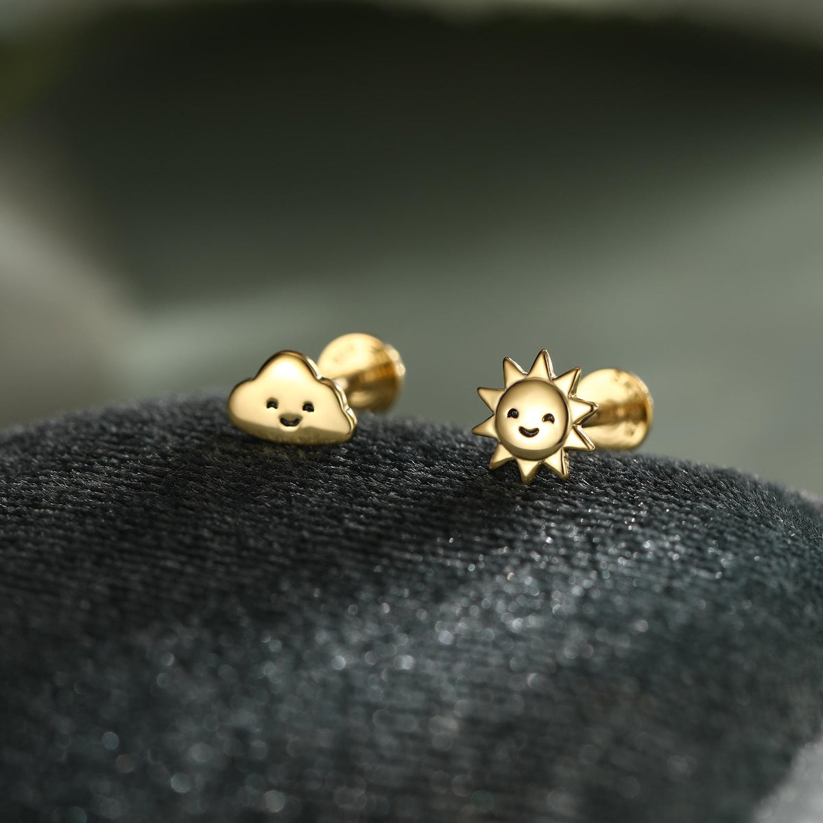 Sterling Silver Sun and Cloud 16G Flat Back Labret Earrings