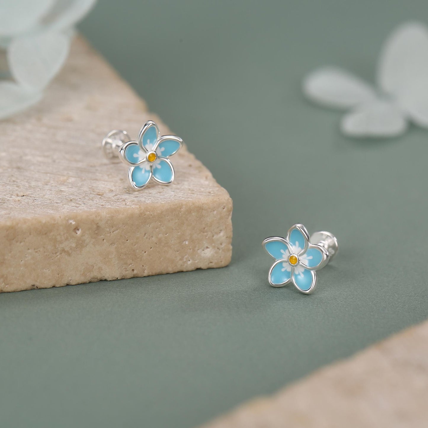 Sterling Silver Forget-Me-Not Flower 16G Flat Back Stud Earring