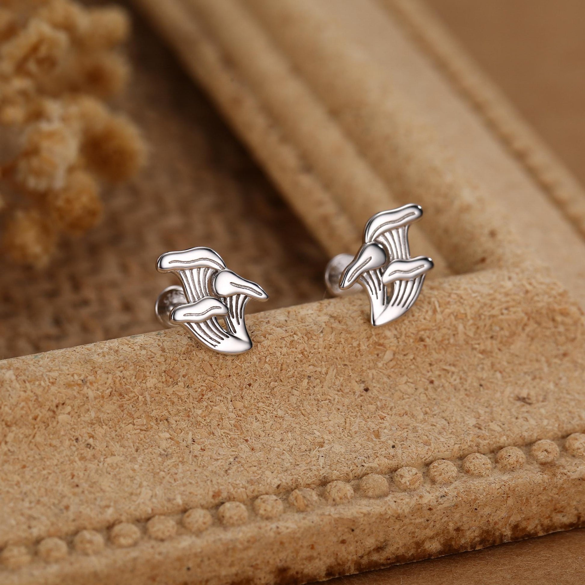 Sterling Silver Chanterelle Mushroom 16G Flat Back Labret Earrings