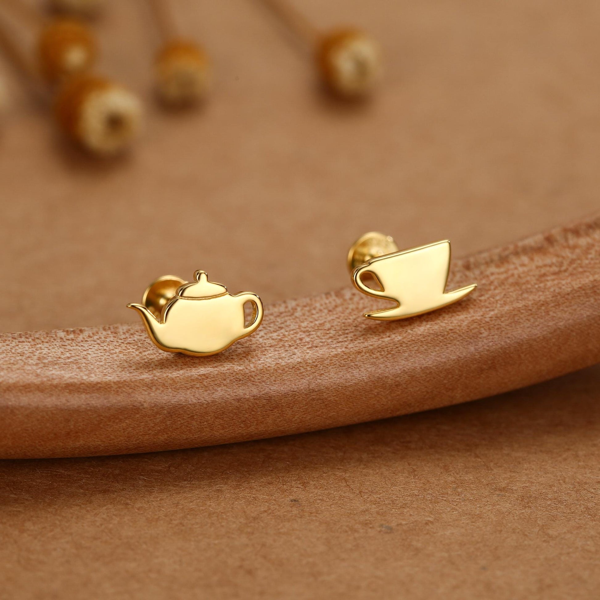 Sterling Silver Teapot and Teacup 16G Mismatched Flat Back Labret Earrings