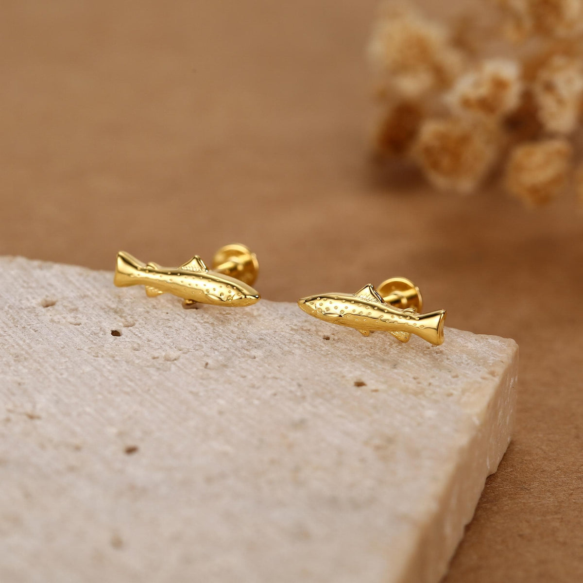 Sterling Silver Trout 16G Flat Back Labret Earrings