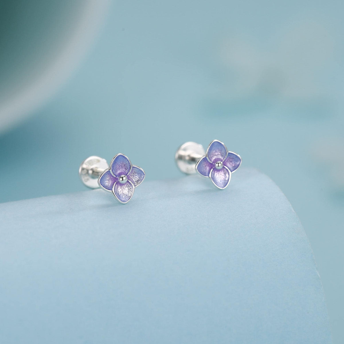 Sterling Silver Purple Hydrangea Flower 16G Flat Back Labret Earrings