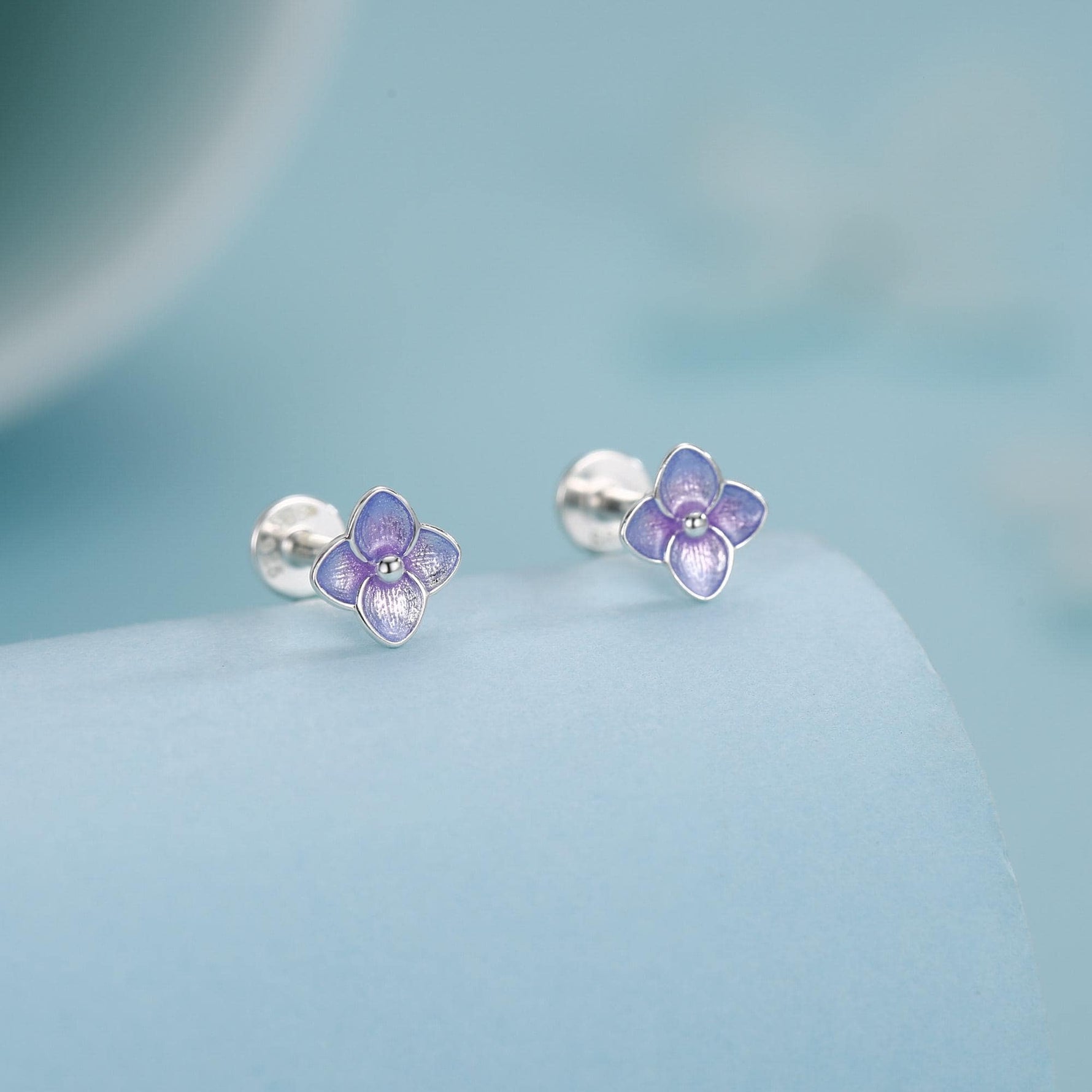 Sterling Silver Purple Hydrangea Flower 16G Flat Back Labret Earrings
