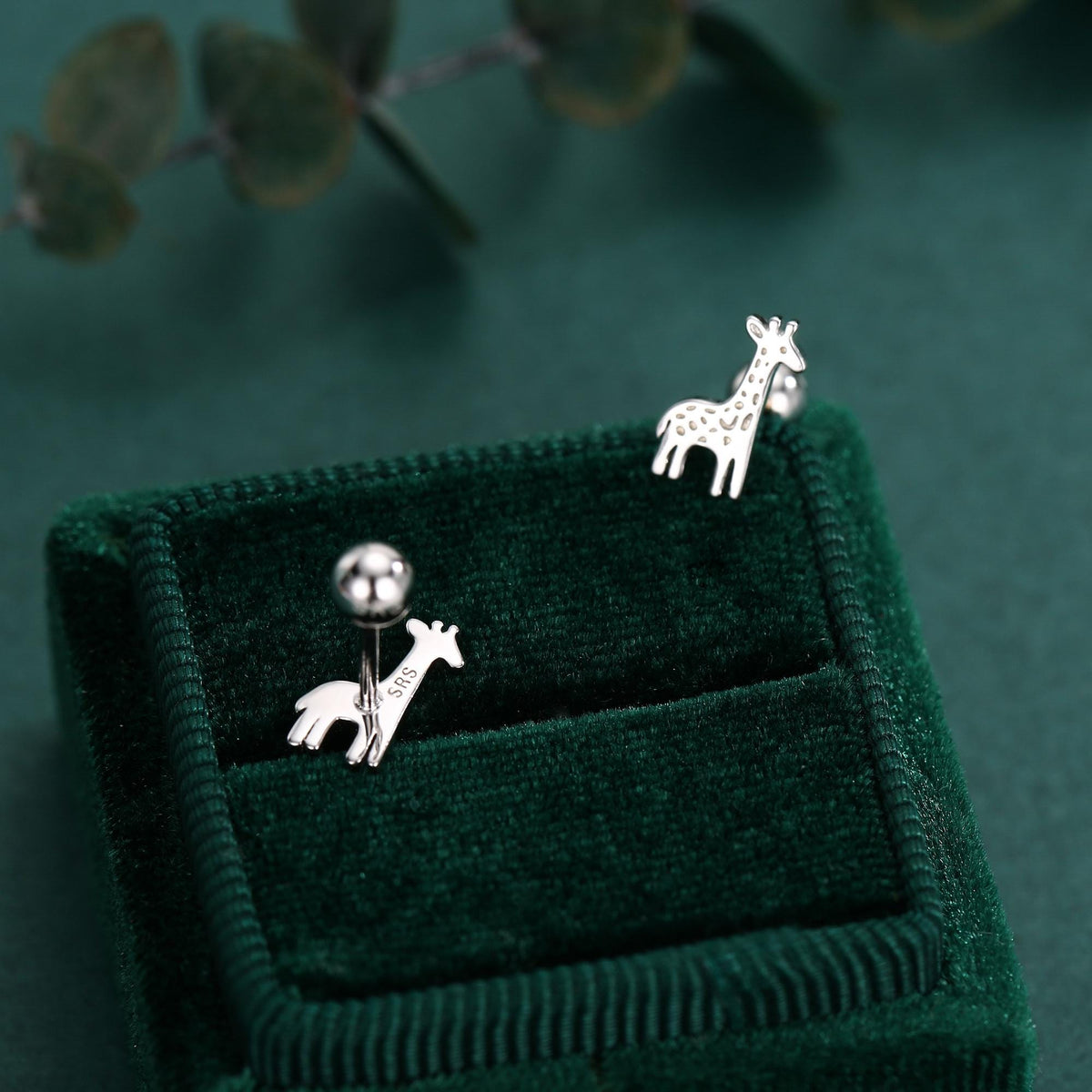 Sterling Silver Giraffe 18G Screw Back Stud Earrings with Ball Backs