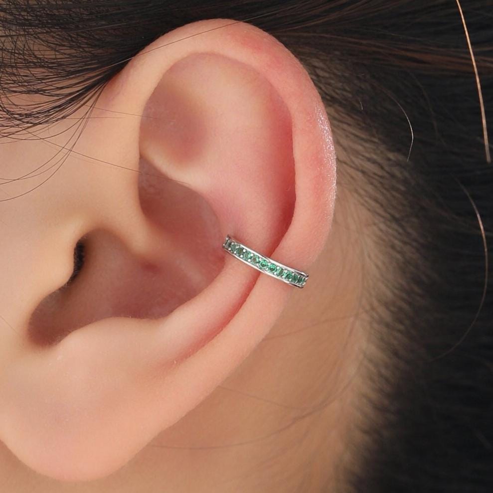 Emerald Green CZ Ear Cuff in Sterling Silver, Silver or Gold, Simple Piercing Free Earrings, Minimalist Ear Cuff,