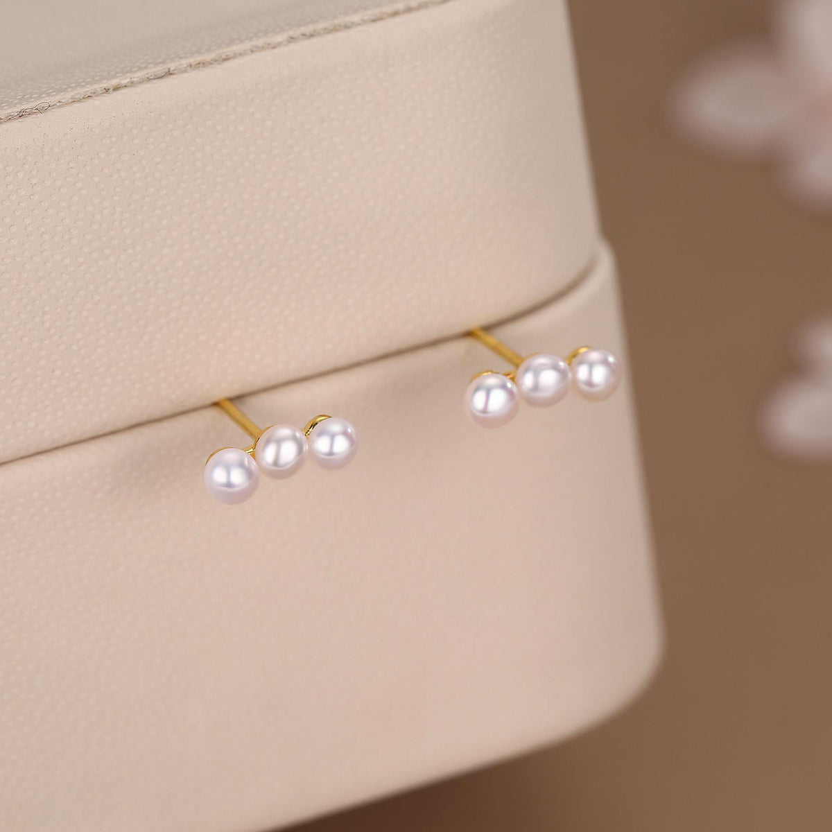 Natural Pearl Trio Stud Earrings in Sterling Silver, Freshwater Pearl Bar Earrings, Silver or Gold or Rose Gold, Pearl Earrings, Pearl Stud