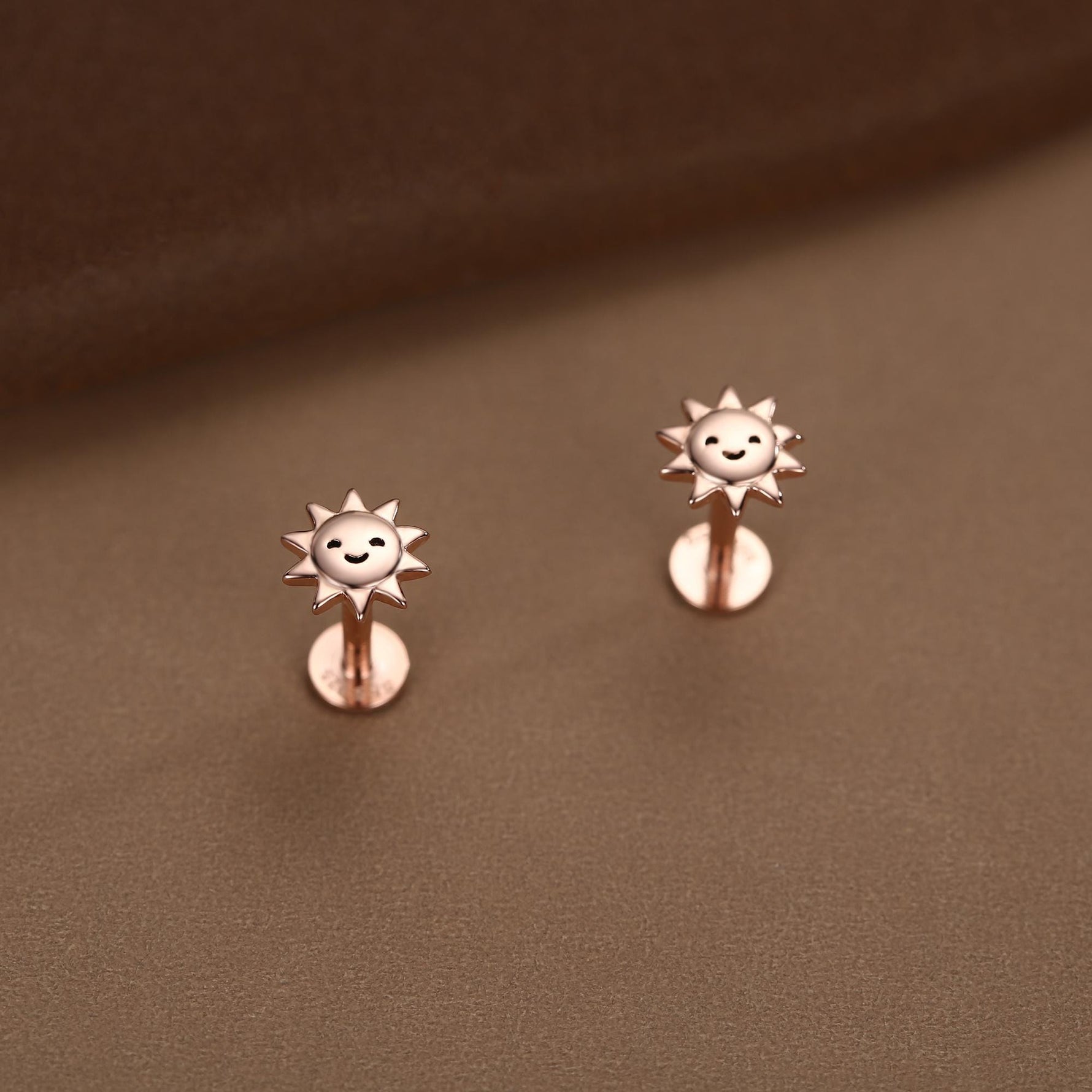 Sterling Silver Cute Sun Stud Earrings 16G Flat Back Labret