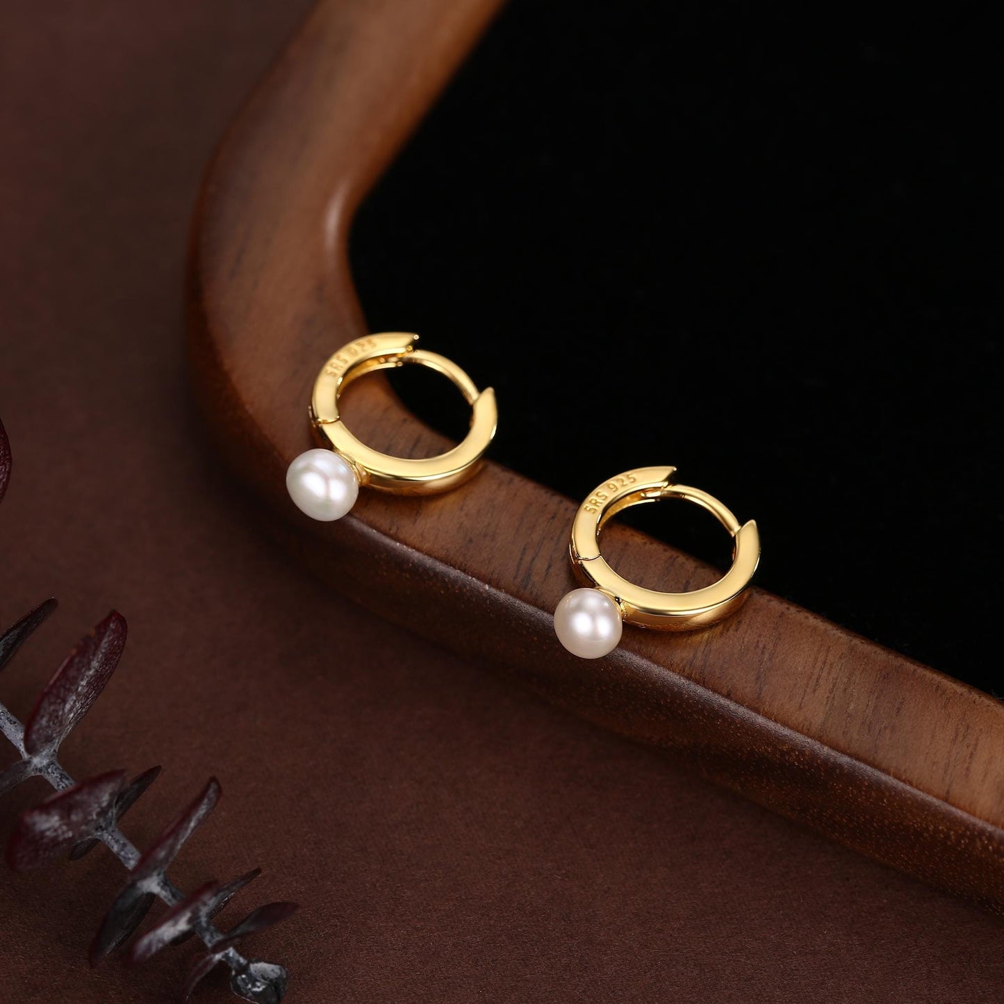 Natural Freshwater Pearl Huggie Hoops, Single Pearl Hoops, Silver or Gold, Genuine Pearl Huggie Hoops, Keshi Pearl Earrings