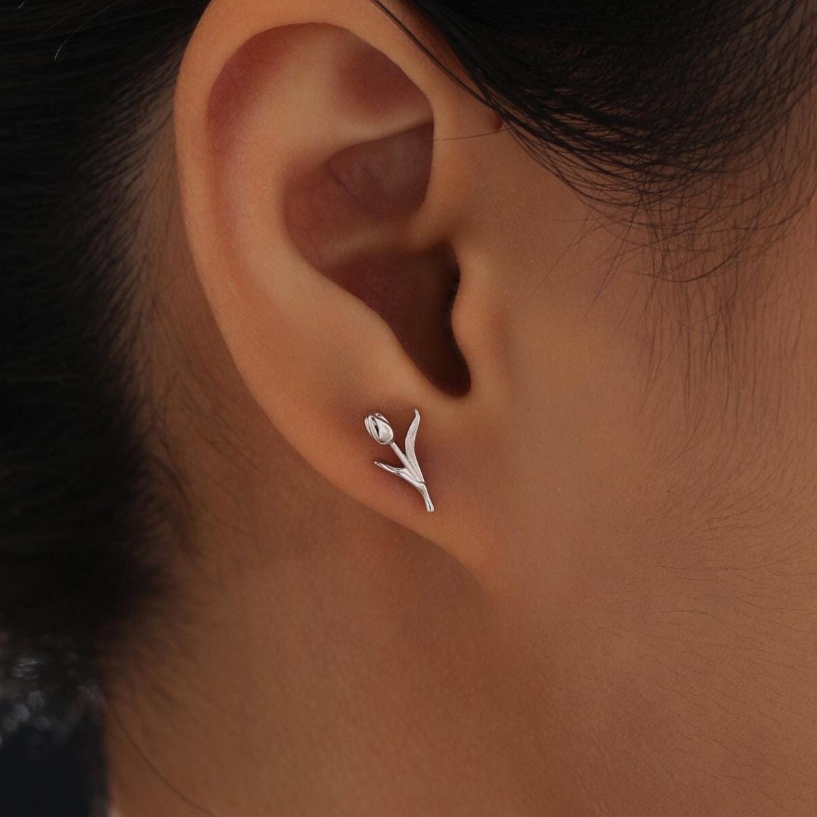 Delicate Tulip Flower Stud Earrings in Sterling Silver, Silver or Gold or Rose Gold, Flower Earrings, Tulip Earrings