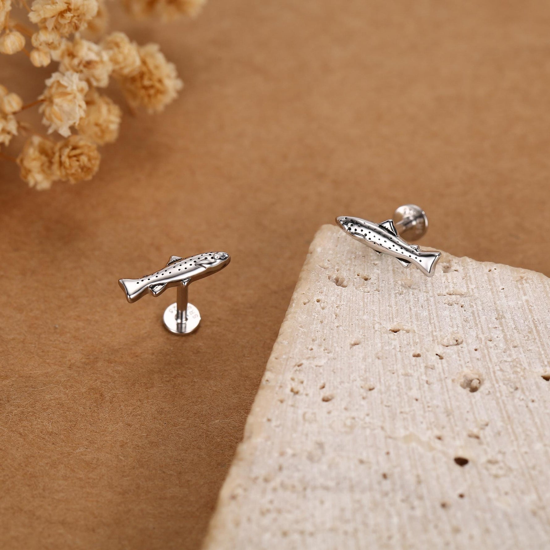Sterling Silver Trout 16G Flat Back Labret Earrings