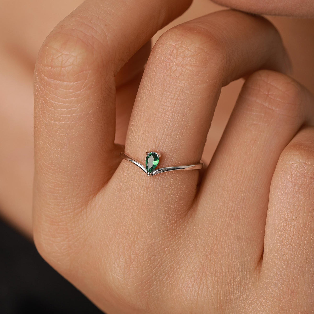 Emerald Green CZ Droplet Chevron Ring in Sterling Silver, 3x5mm, Prong Set Pear Cut V Ring, Adjustable Size, May Birthstone