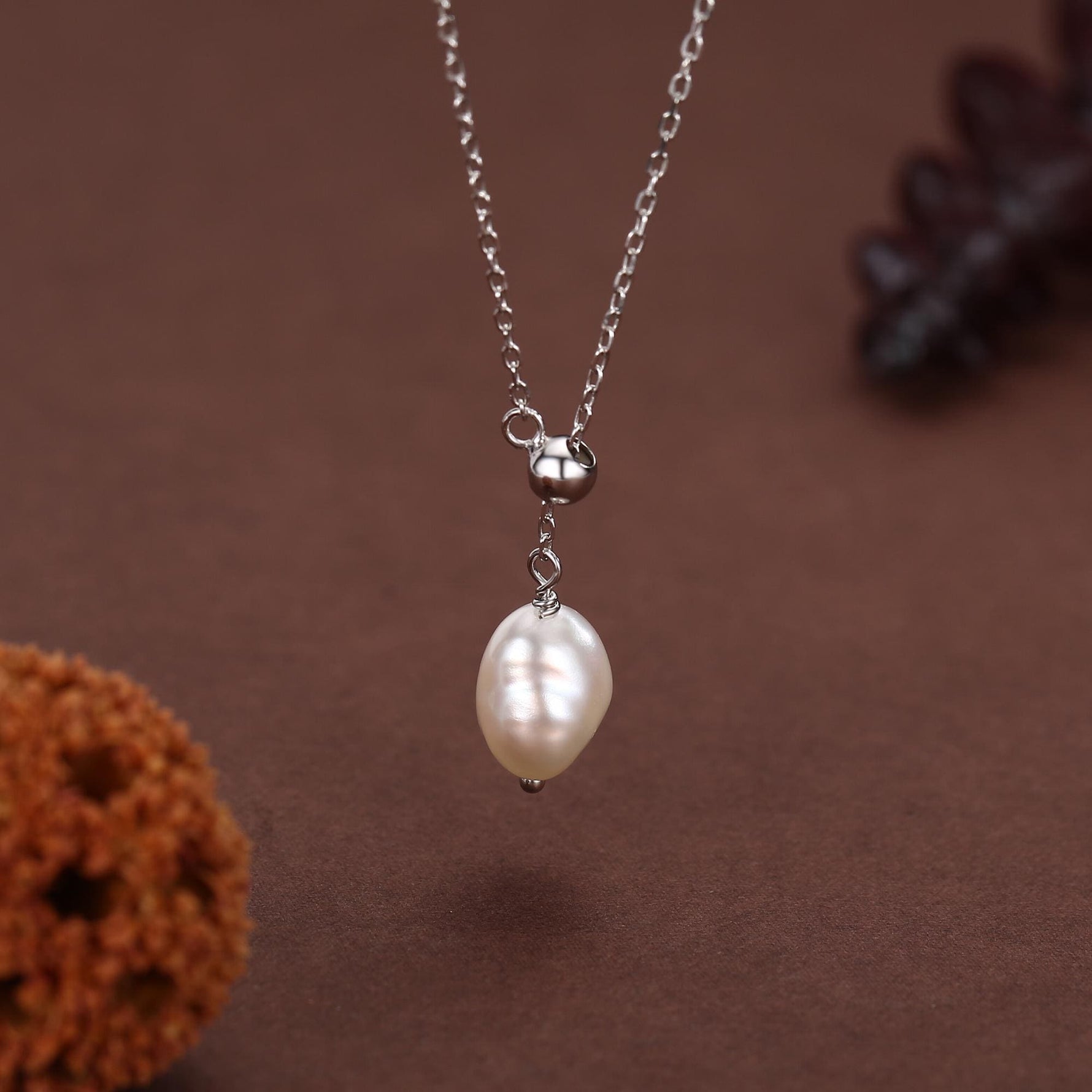 Natural Baroque Pearl Adjustable Lariat Pendant Necklace in Sterling Silver