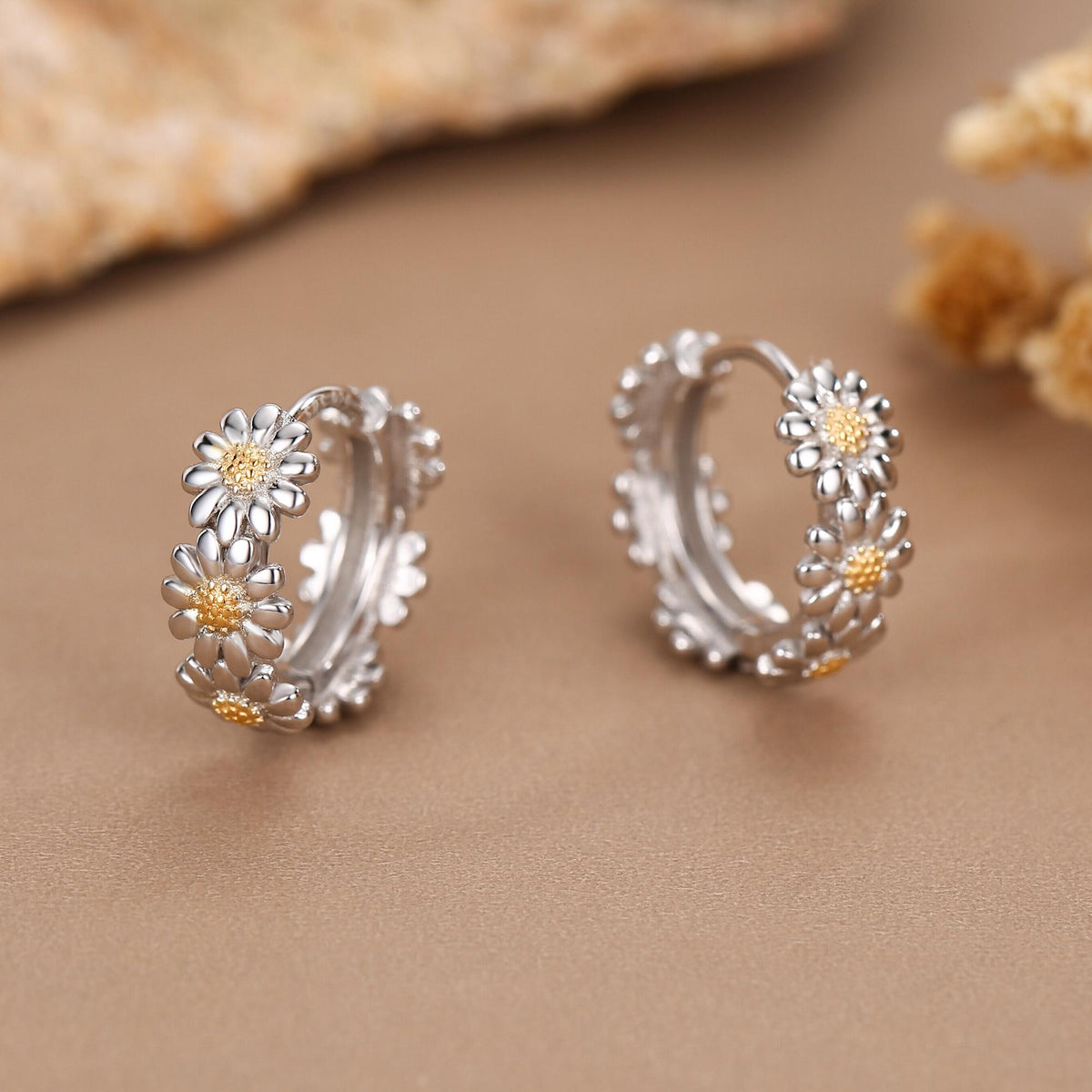 Daisy Flower Chain Huggie Hoop in Sterling Silver, Partial Gold Coated, Flower hoop Earrings, Floral Earrings, 10mm Inner Diameter